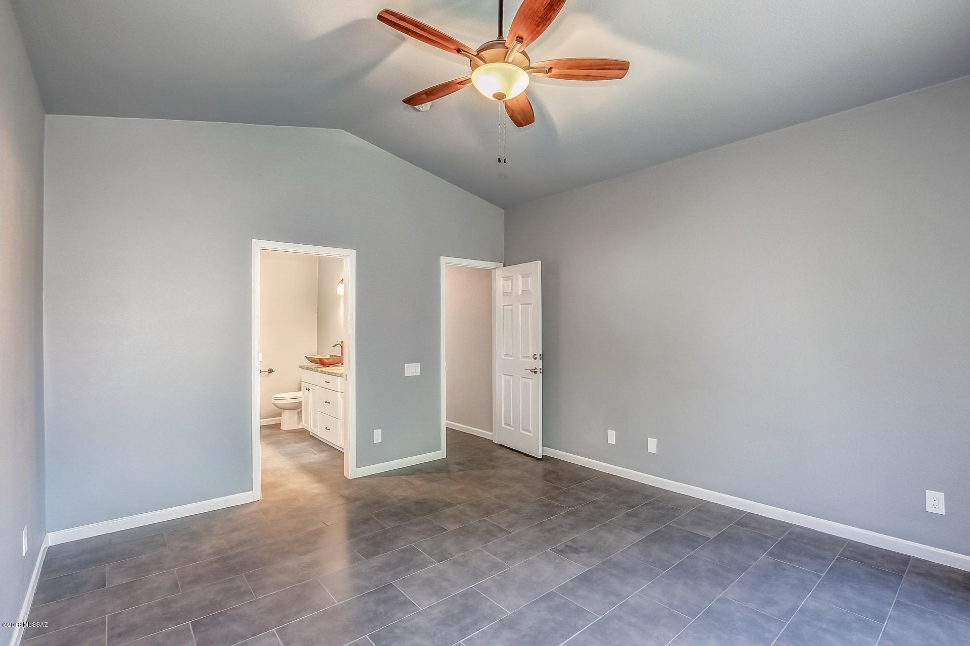Harrison Pointe Phase I (1-72) - Residential