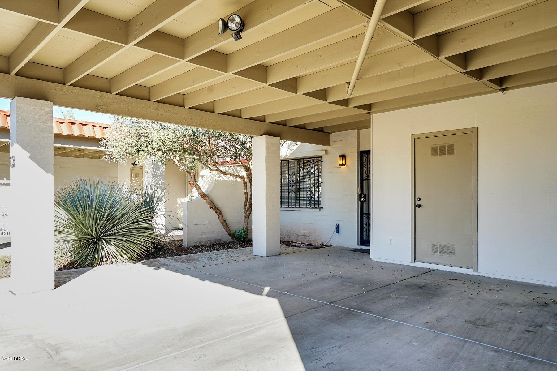 Tucson Prince Townhouses - Residential