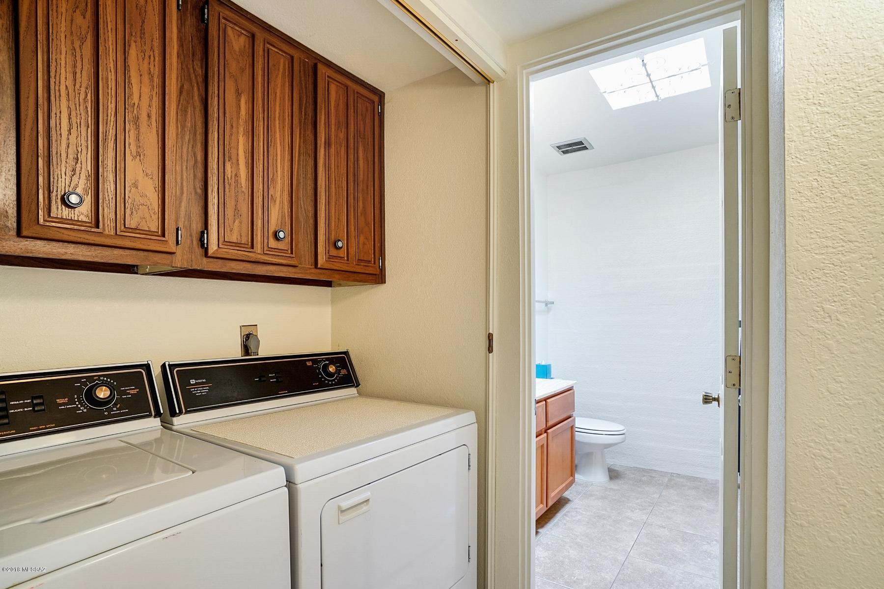 Tucson Prince Townhouses - Residential