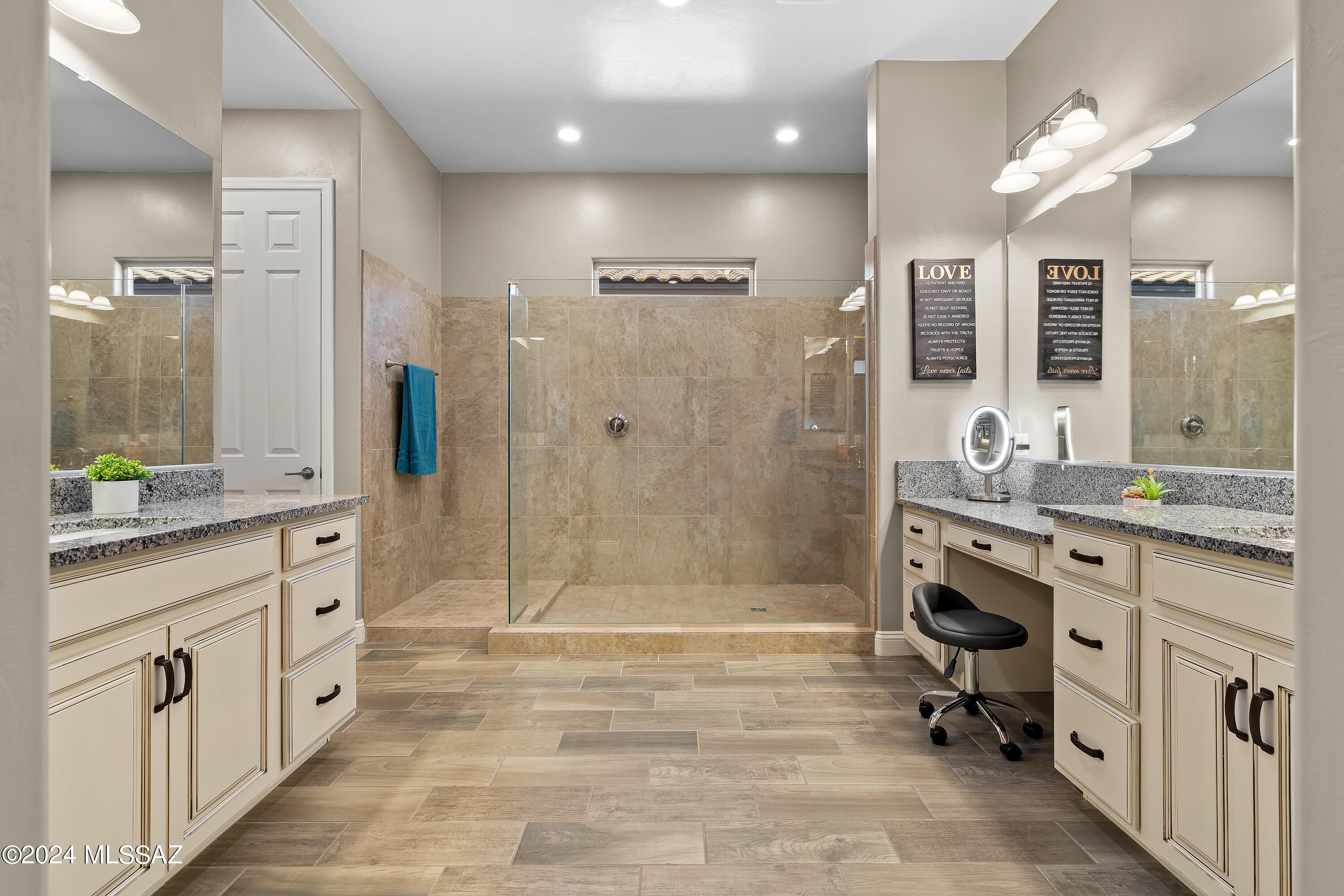 Eagles Rest SQ20152890001 - Residential