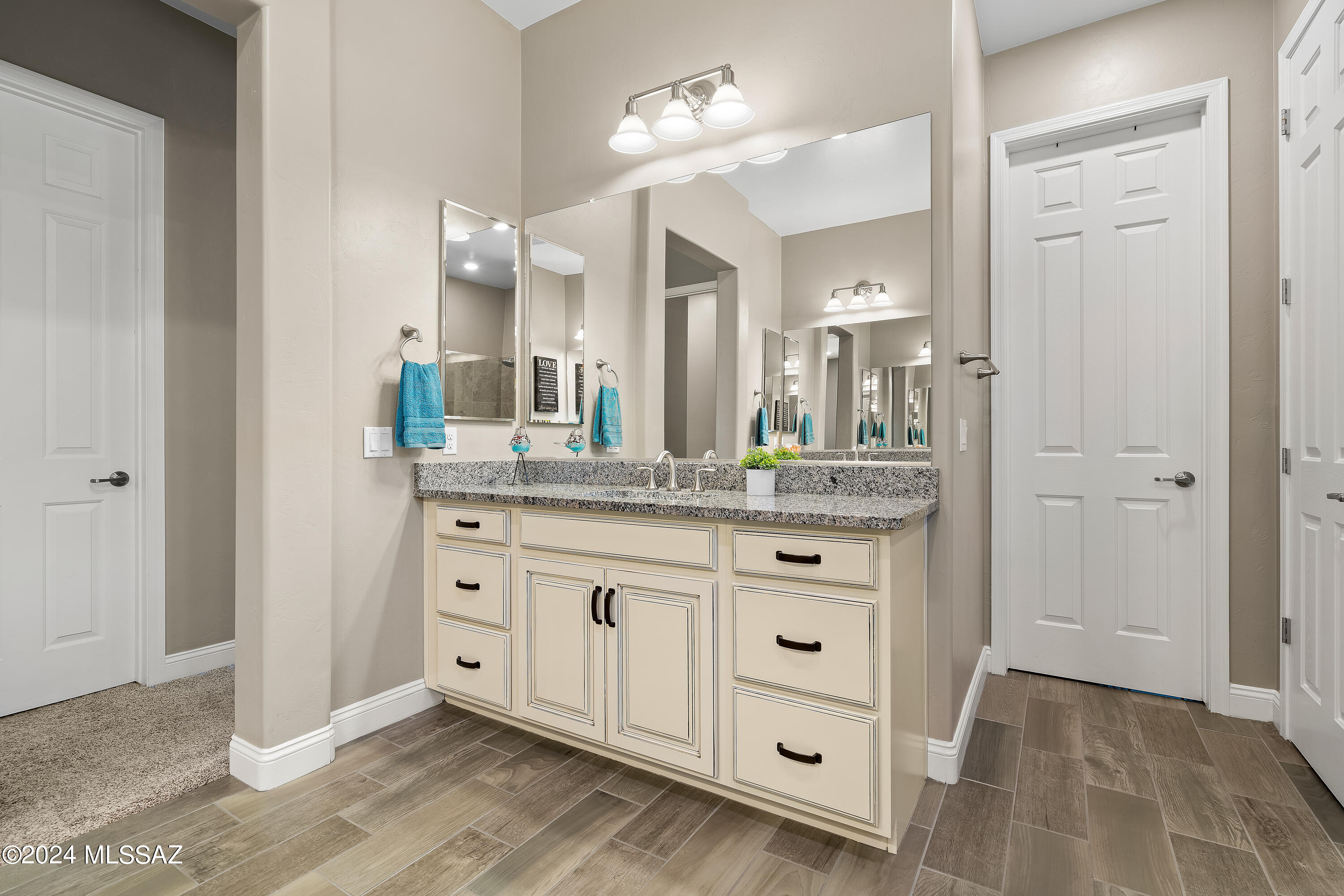 Eagles Rest SQ20152890001 - Residential