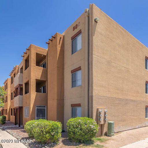 Casa Club Condominium - Residential
