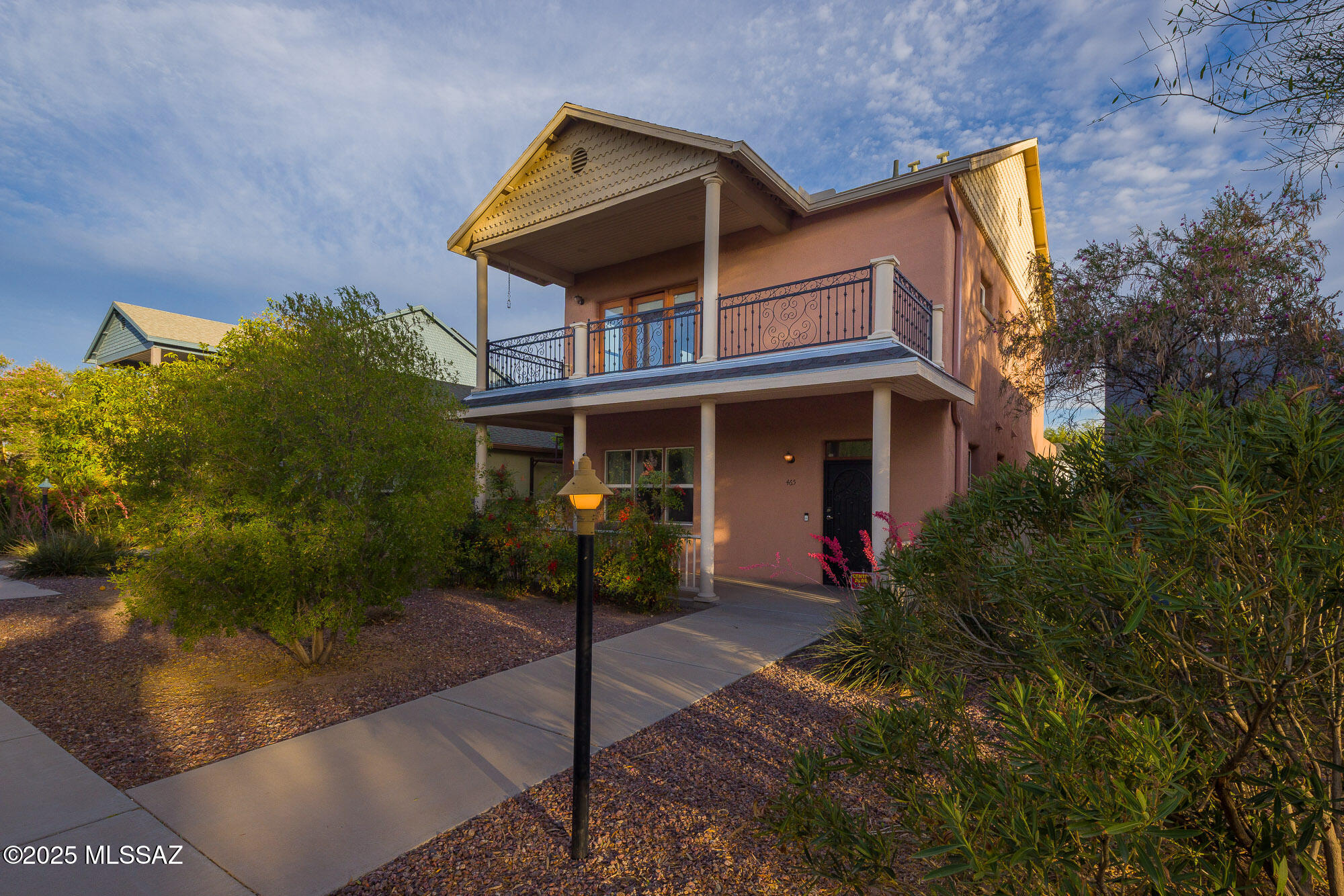 465 E Downtown Street