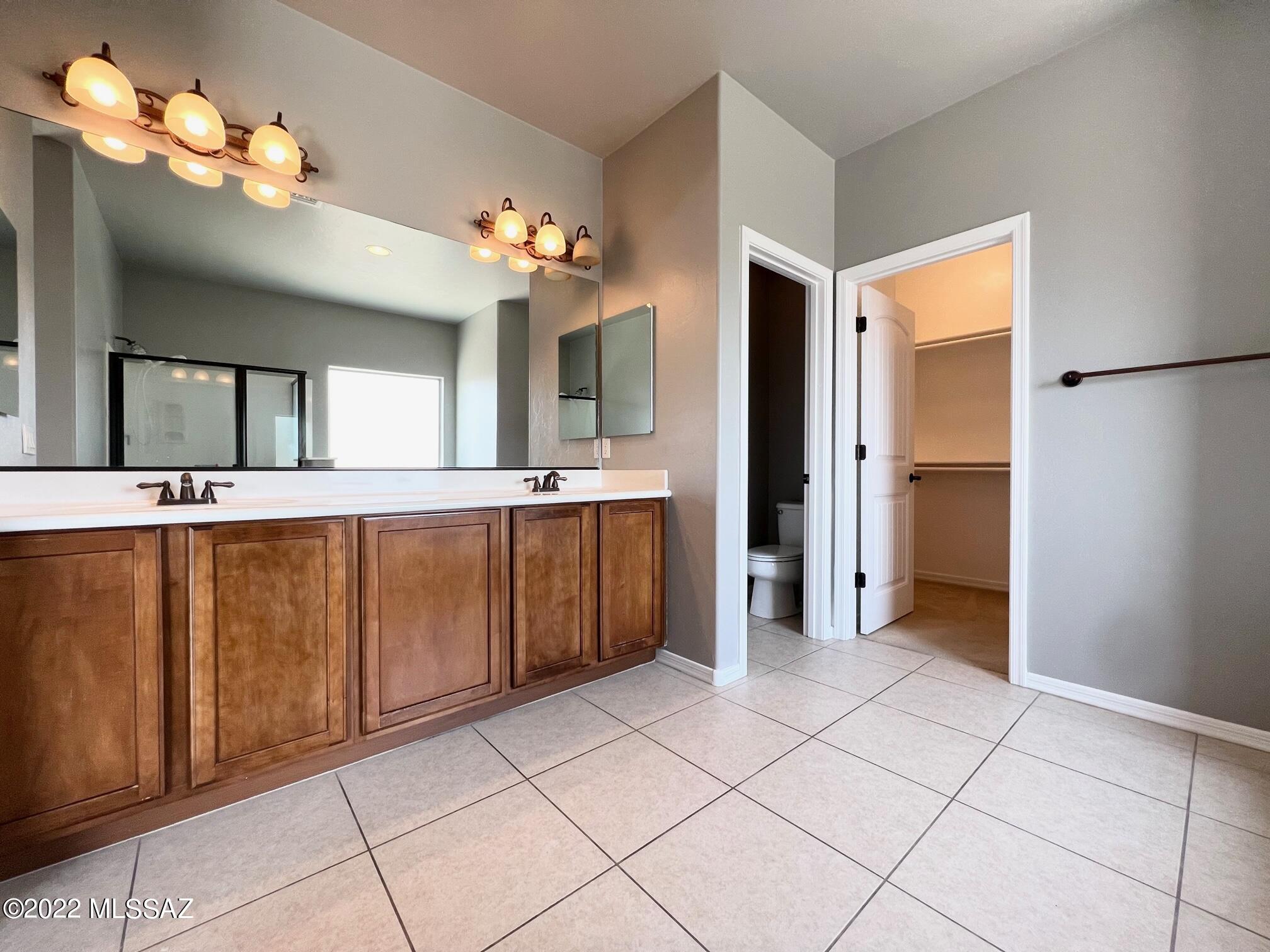 Countryside Manor (1-52) - Residential