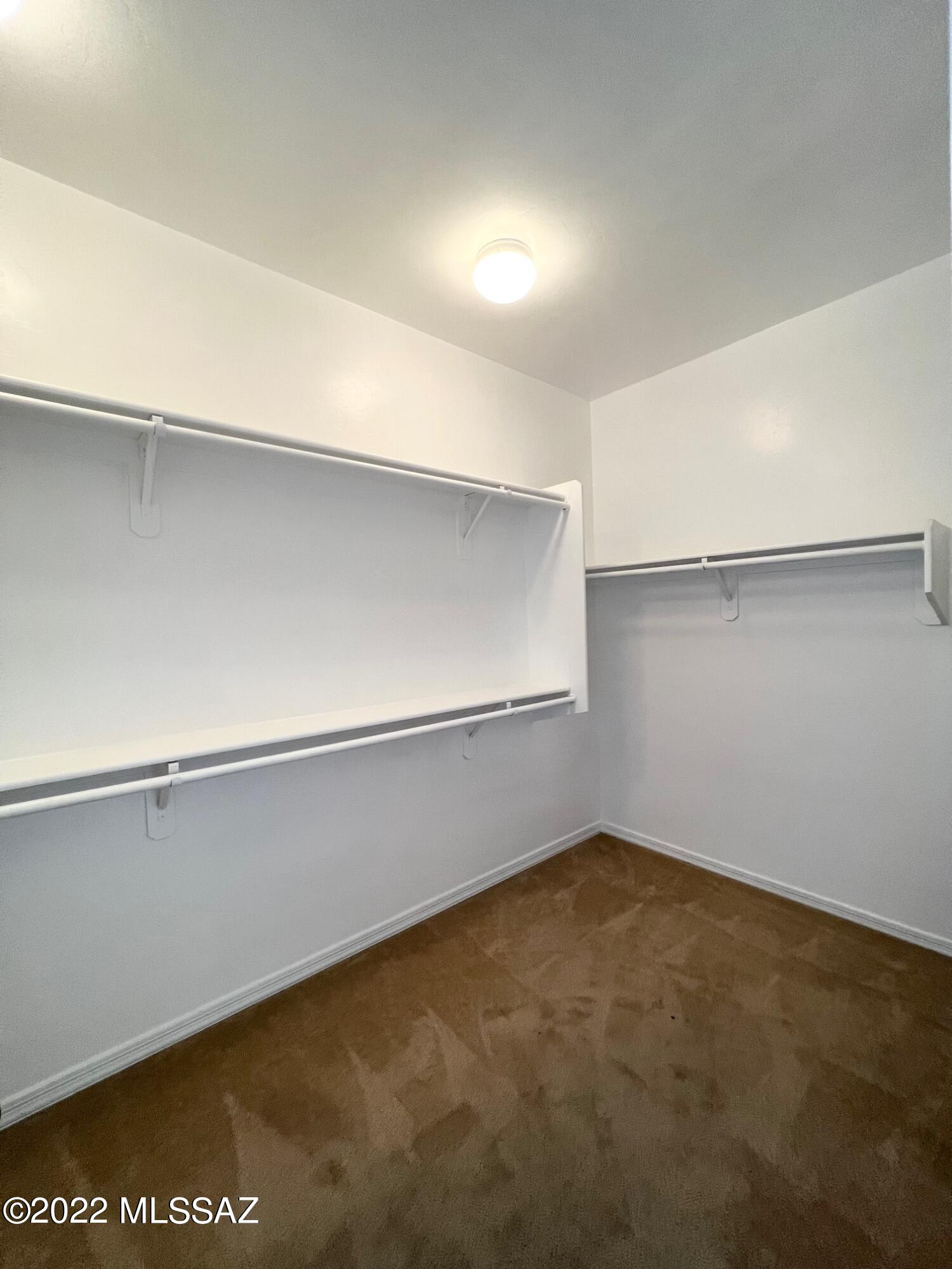 Countryside Manor (1-52) - Residential