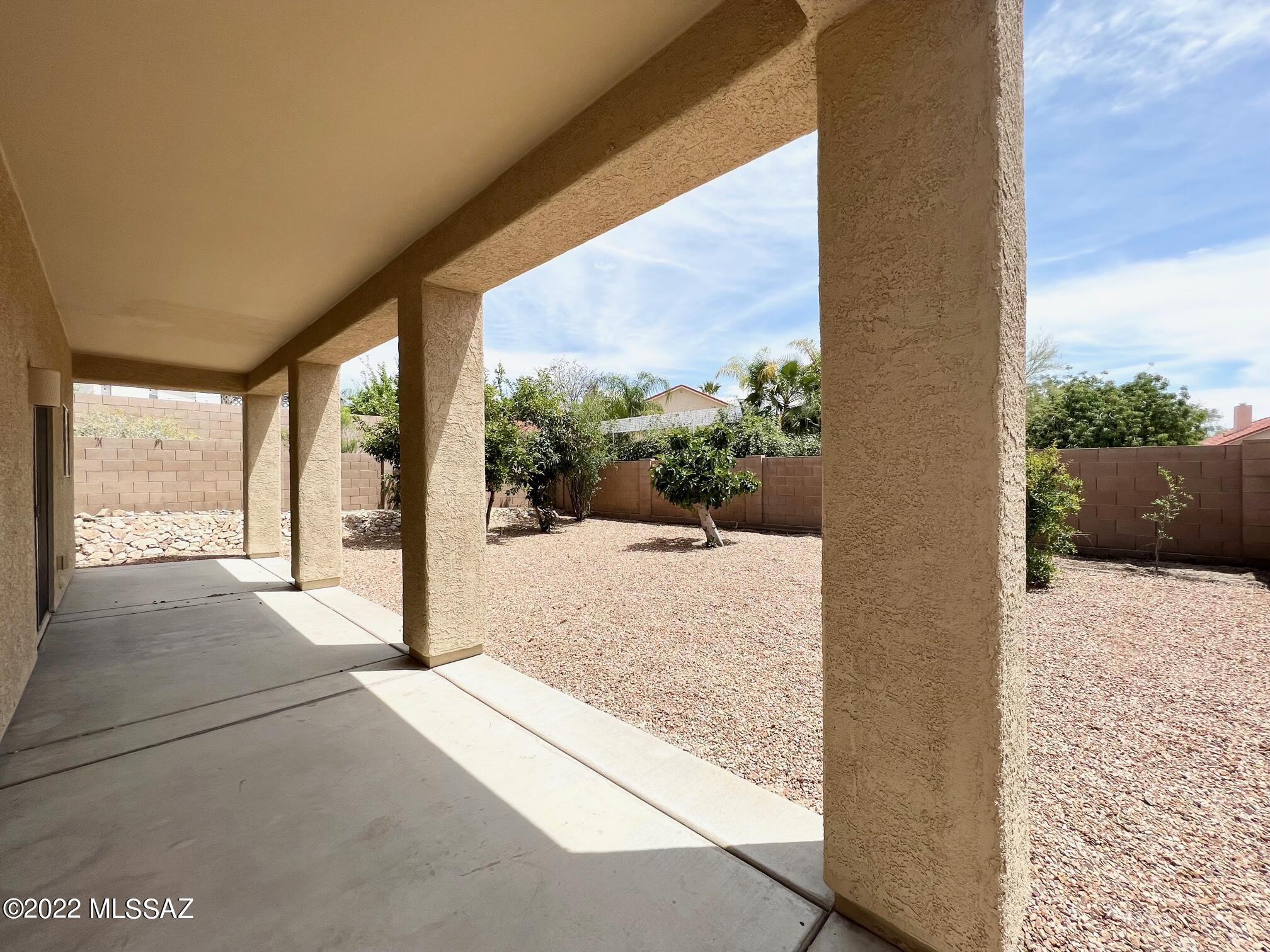 Countryside Manor (1-52) - Residential