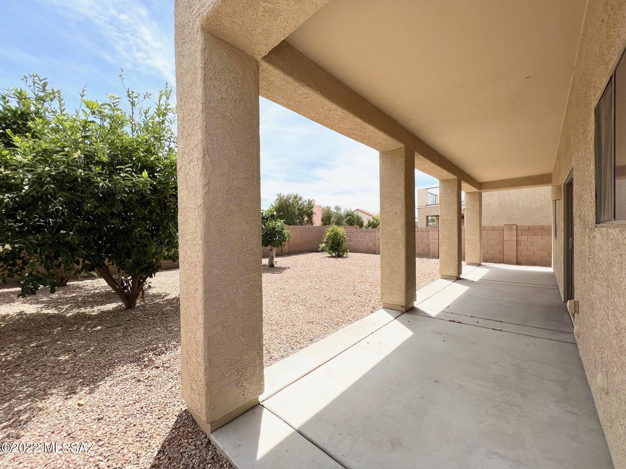 Countryside Manor (1-52) - Residential