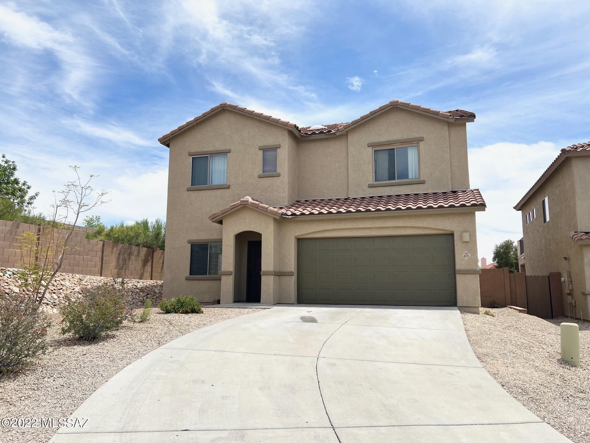 Countryside Manor (1-52) - Residential