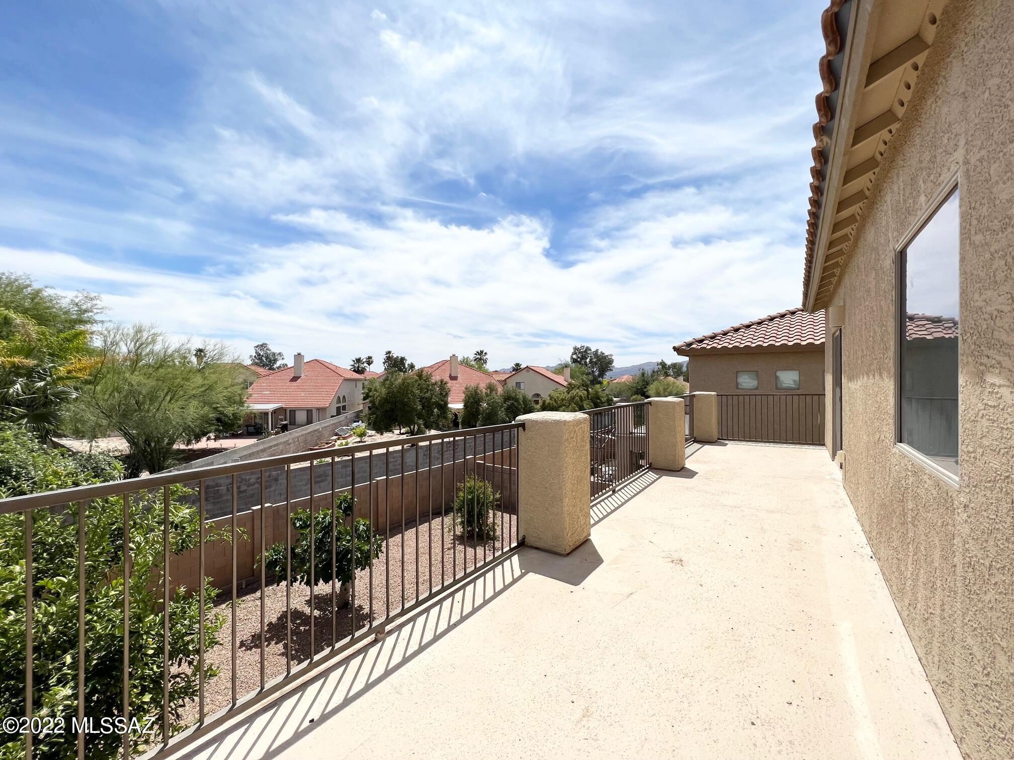 Countryside Manor (1-52) - Residential