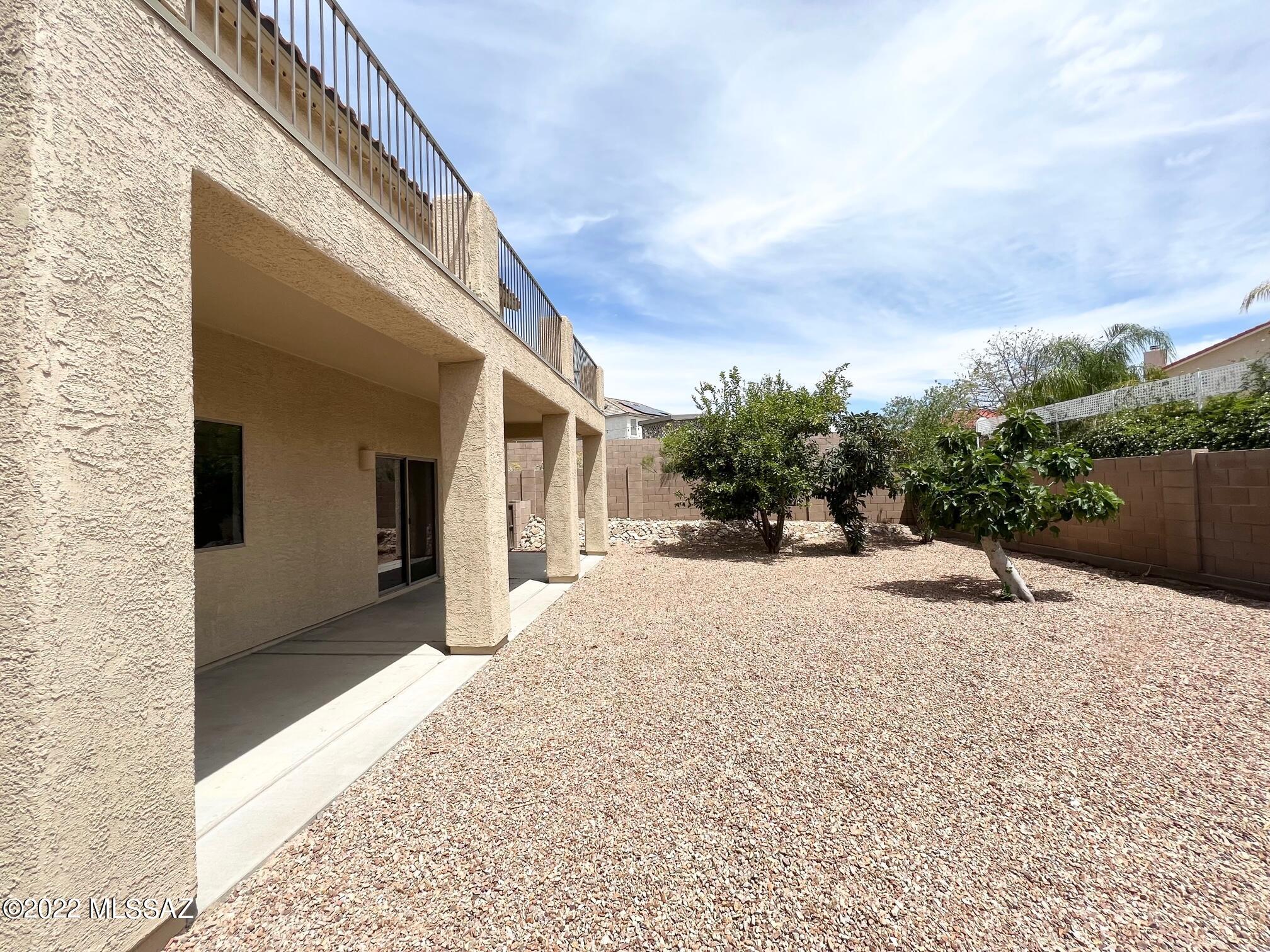 Countryside Manor (1-52) - Residential