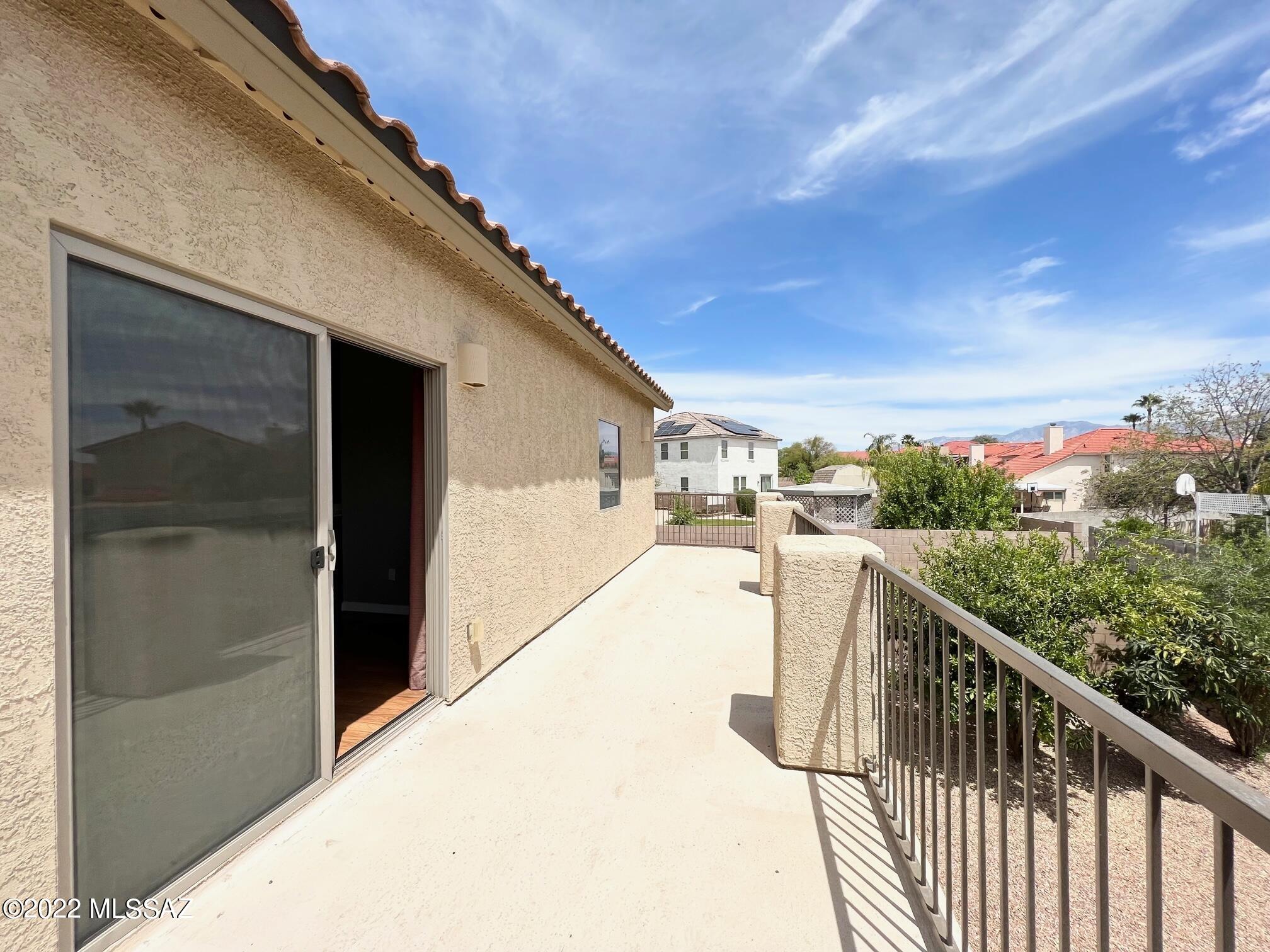 Countryside Manor (1-52) - Residential
