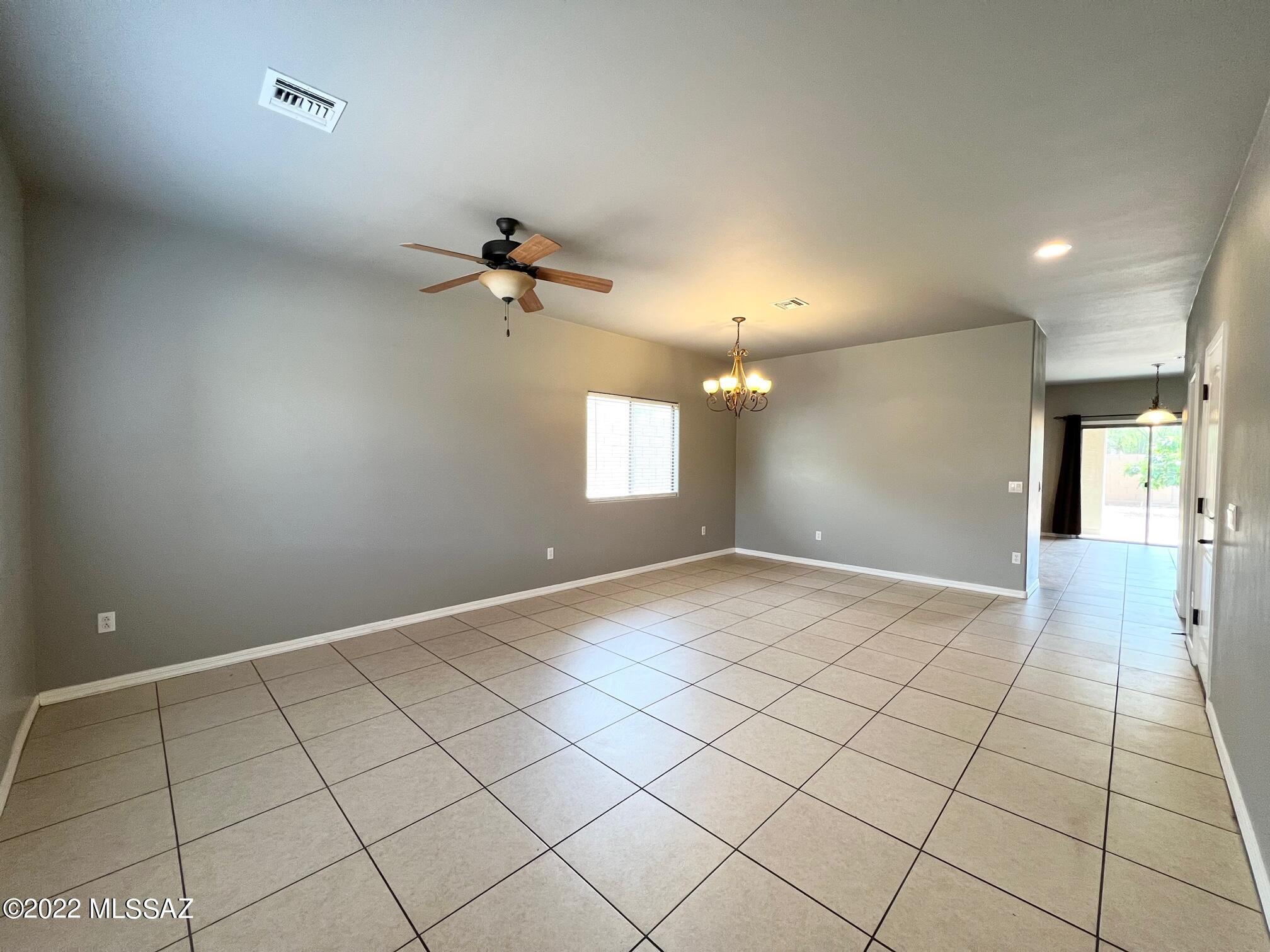 Countryside Manor (1-52) - Residential