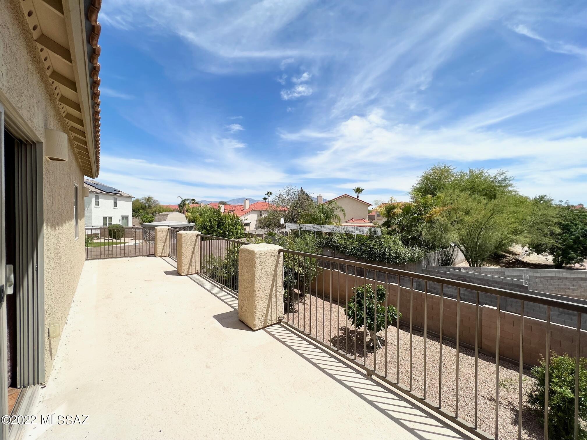 Countryside Manor (1-52) - Residential