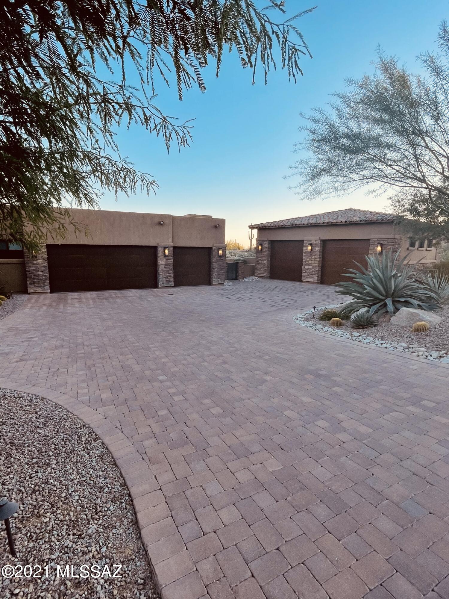 Stone Canyon III - Residential