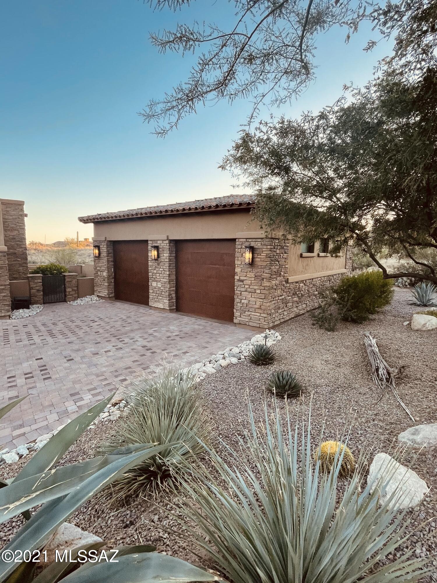 Stone Canyon III - Residential