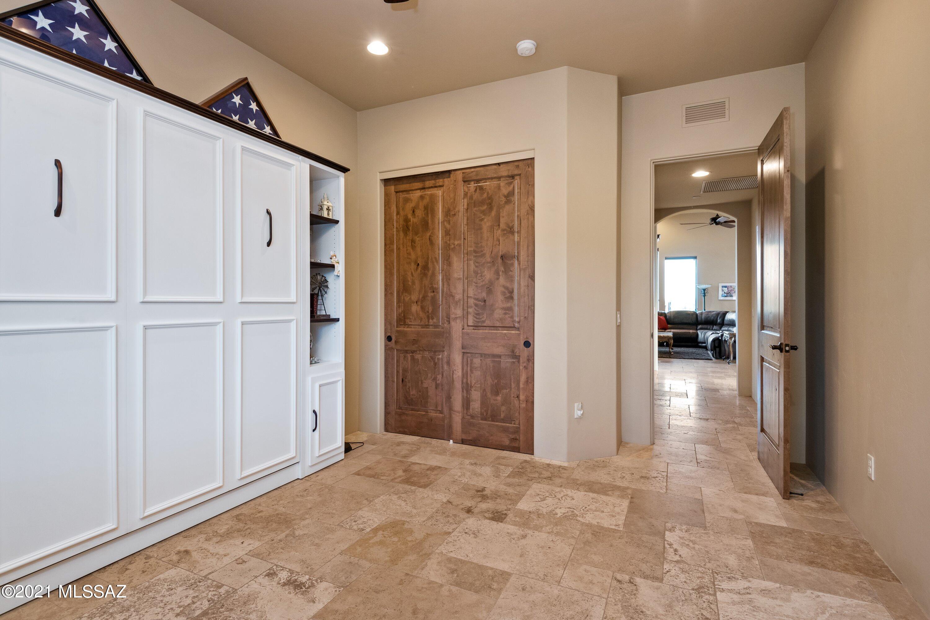 Stone Canyon III - Residential