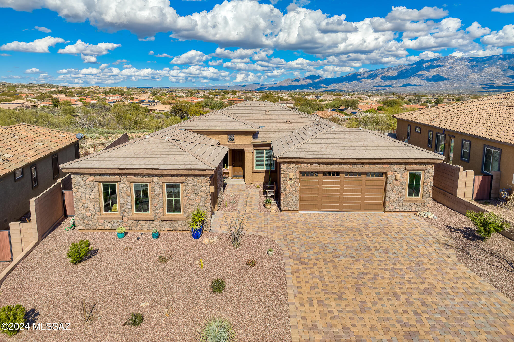 Eagles Rest SQ20152890001 - Residential