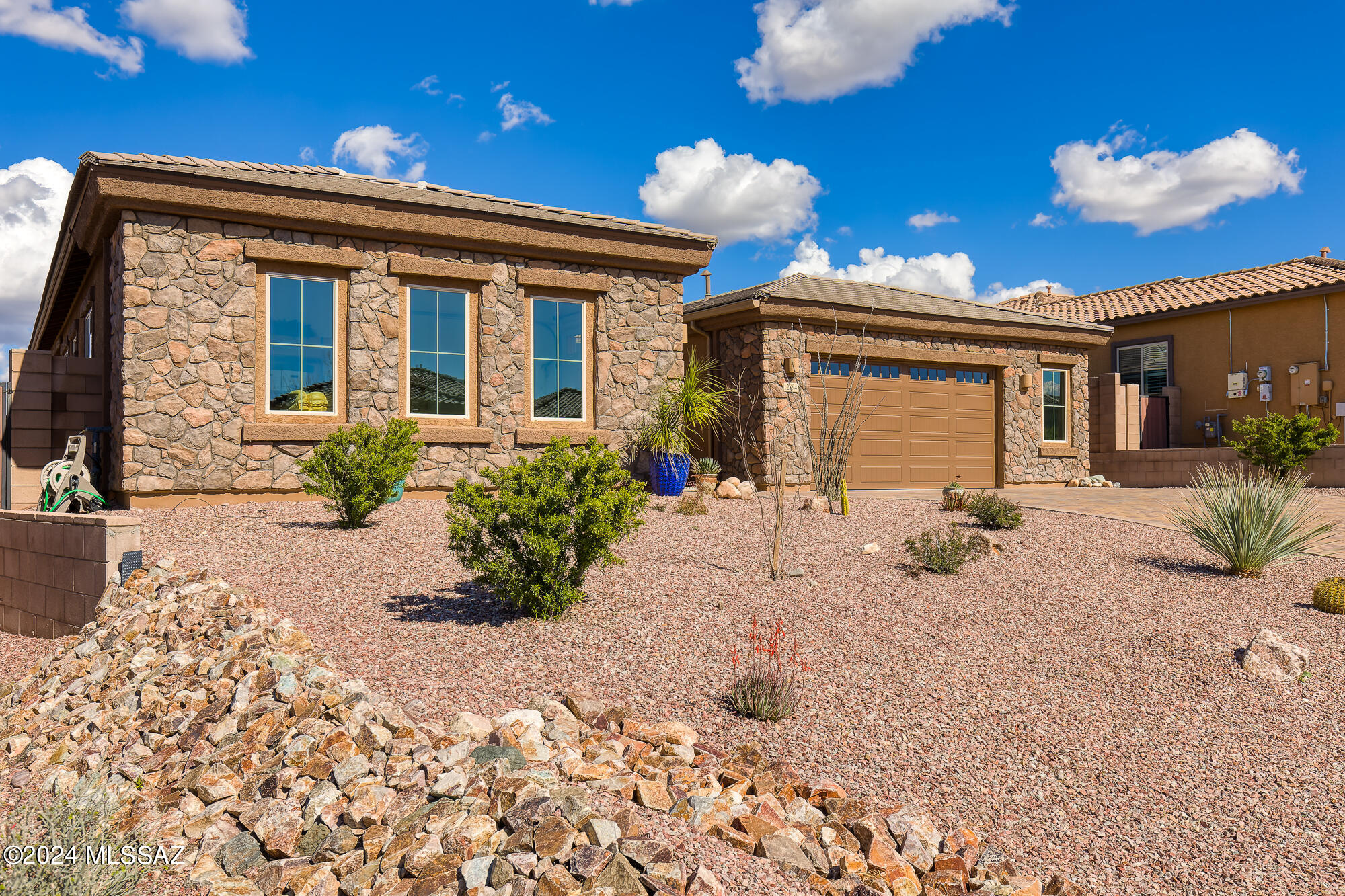 Eagles Rest SQ20152890001 - Residential