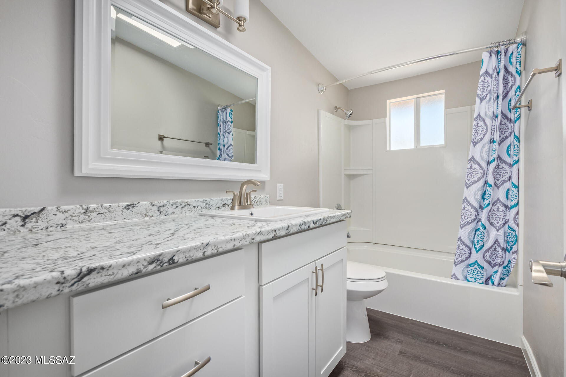 Manana Grande - Residential