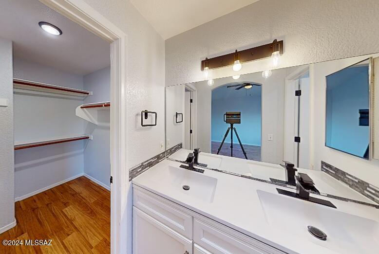 Wilmot Vista II (1-145) - Residential Lease