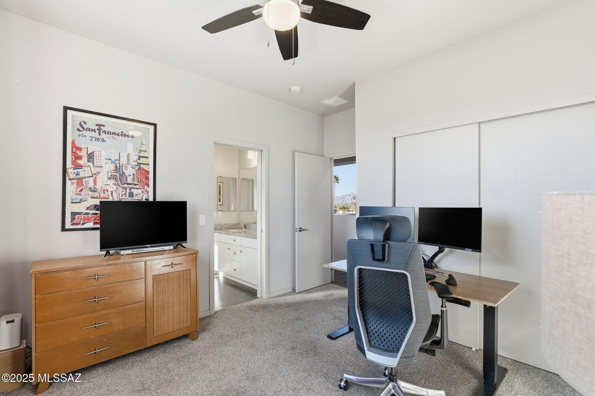 Elementary Place SQ20163230723 - Residential