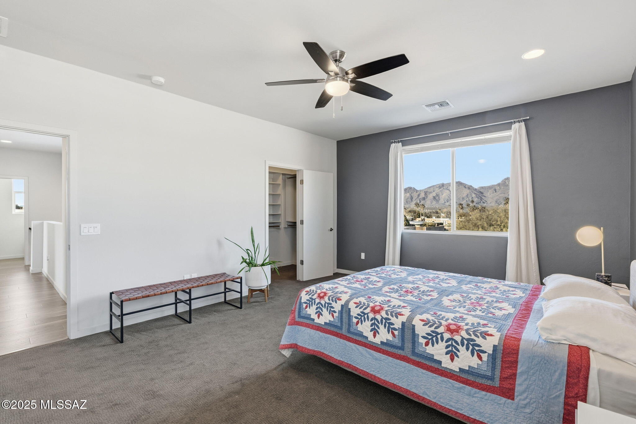 Elementary Place SQ20163230723 - Residential