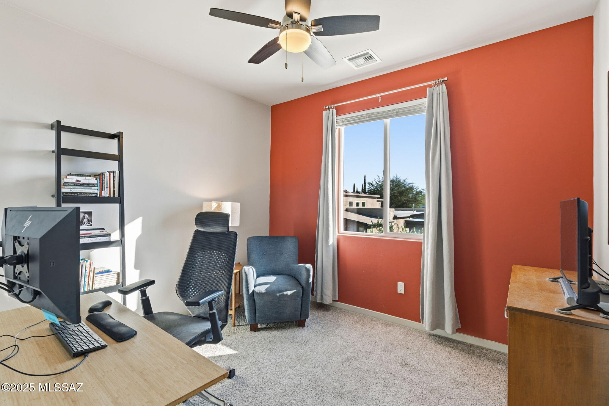 Elementary Place SQ20163230723 - Residential