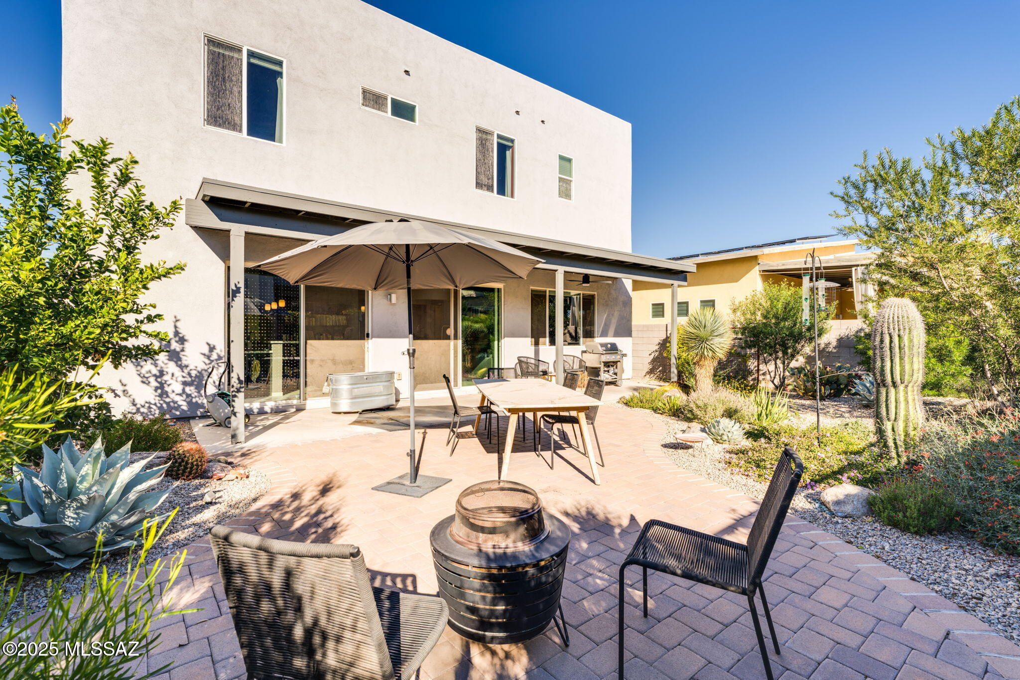 Elementary Place SQ20163230723 - Residential