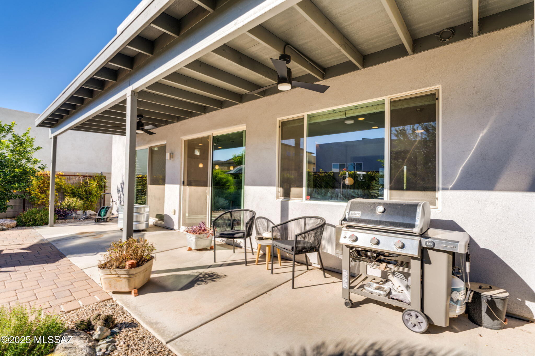 Elementary Place SQ20163230723 - Residential
