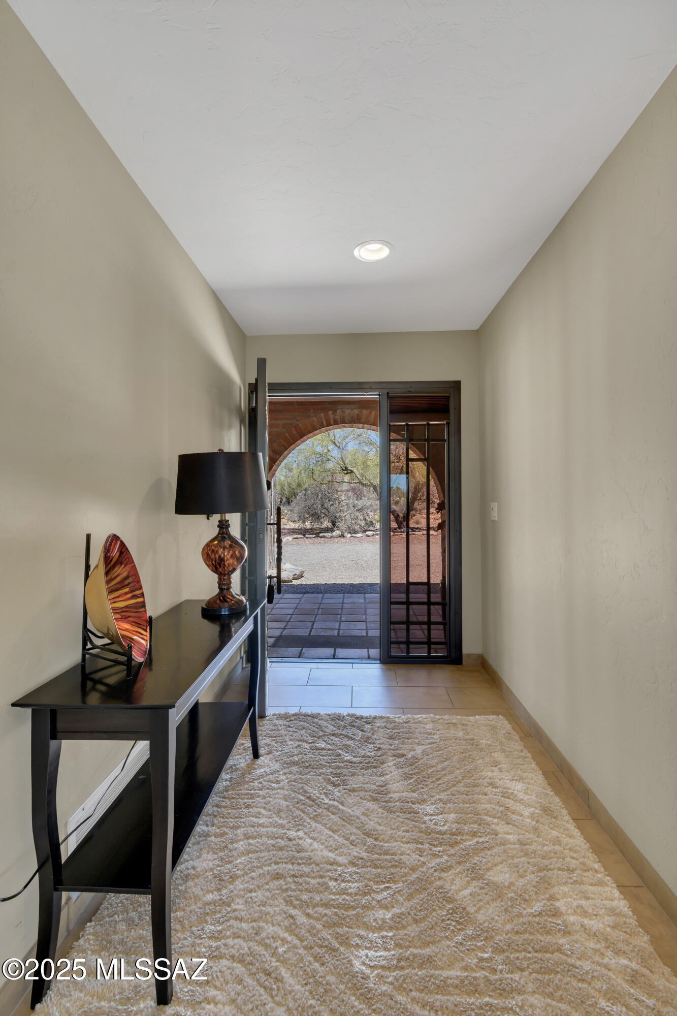 1300 E Via Entrada
