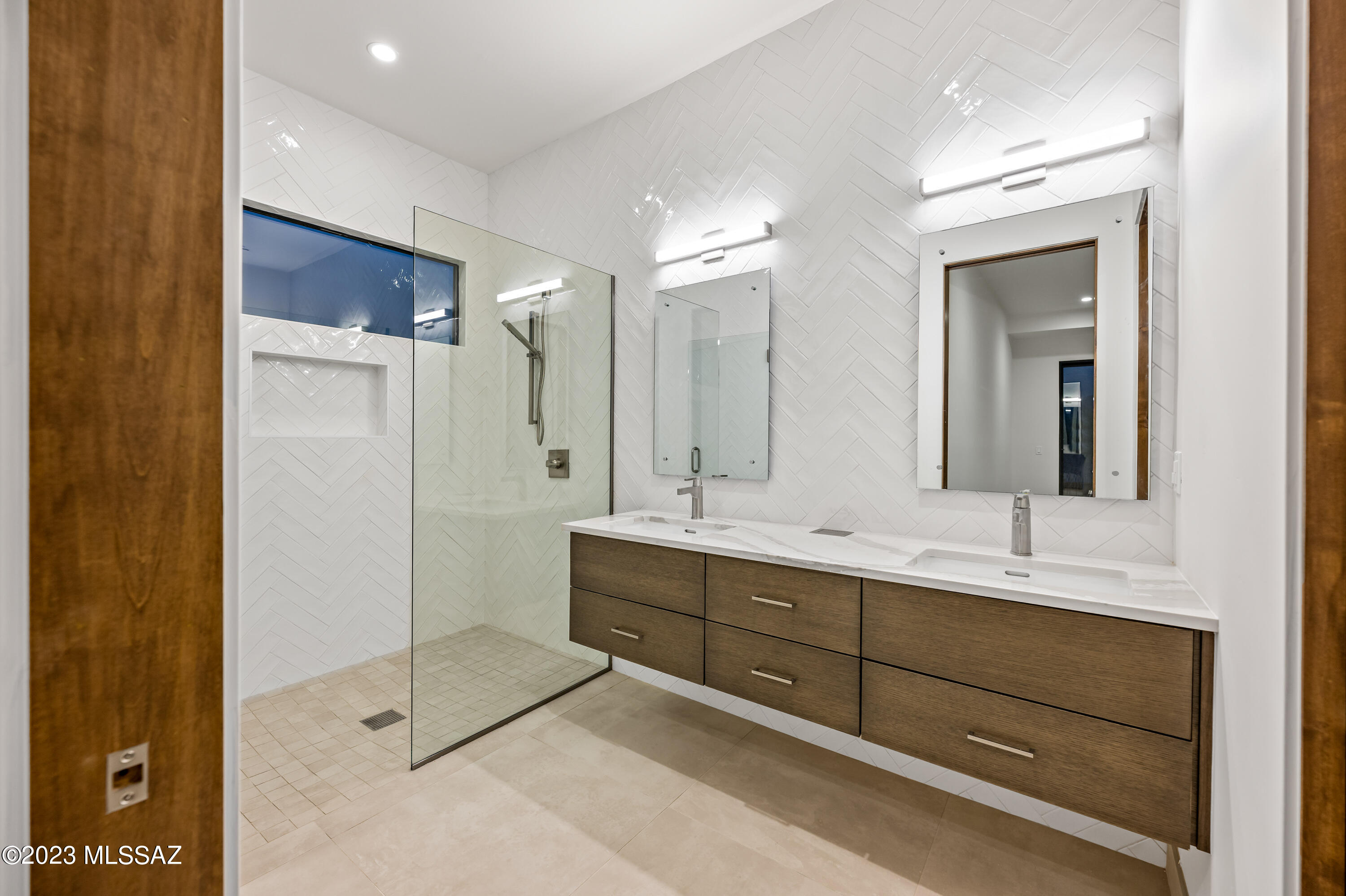 Stone Canyon VI - Residential