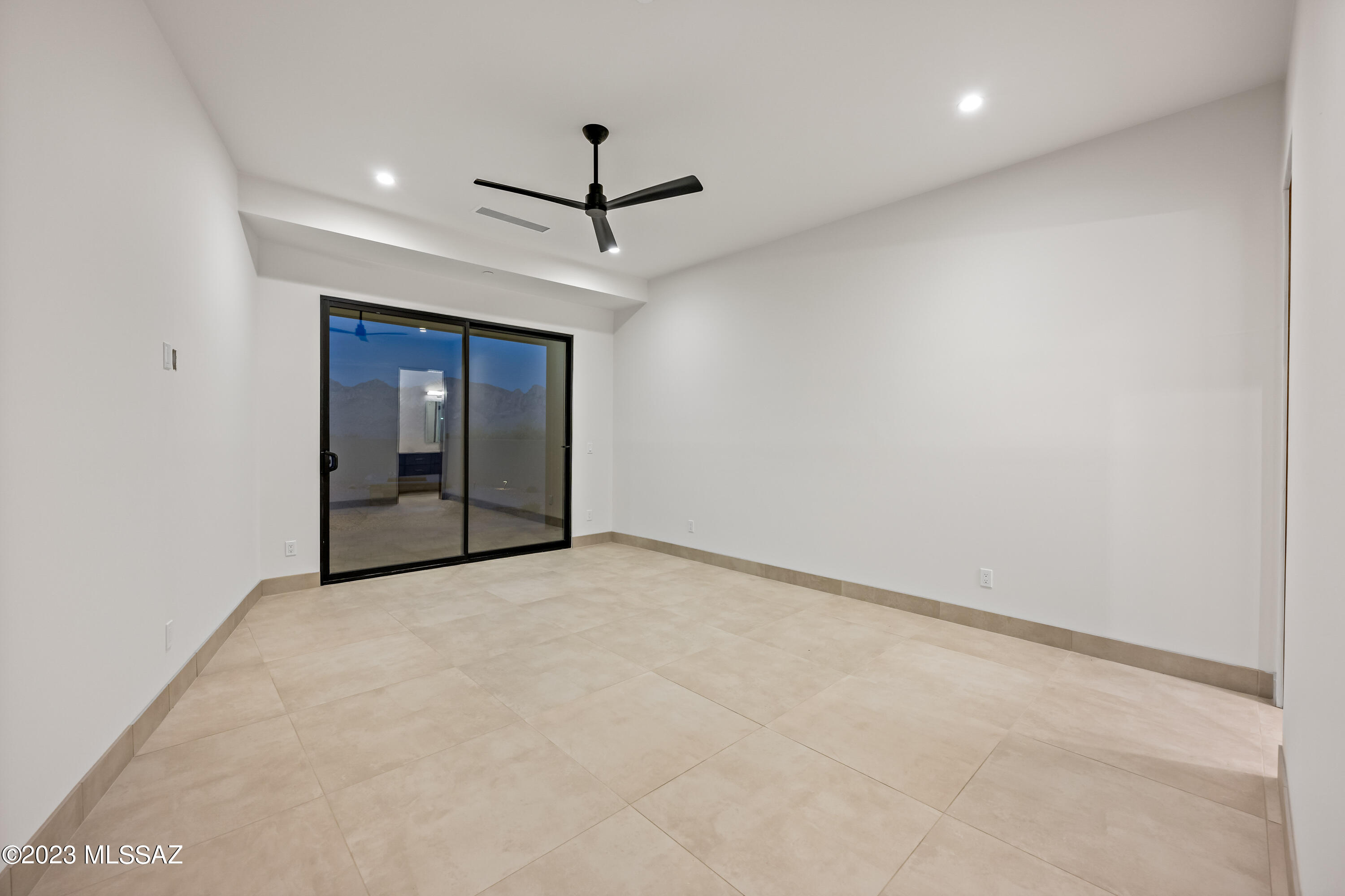 Stone Canyon VI - Residential