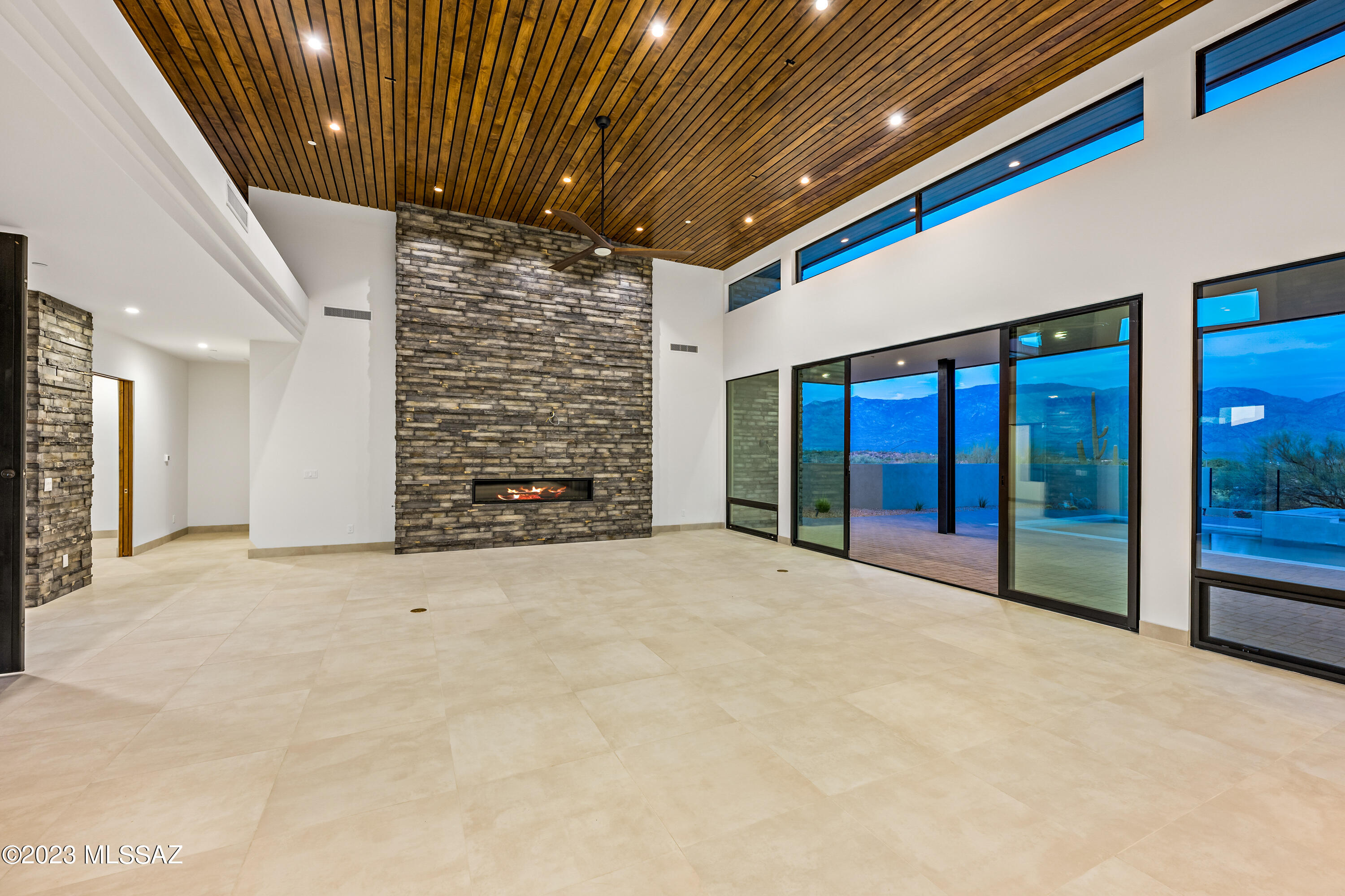Stone Canyon VI - Residential