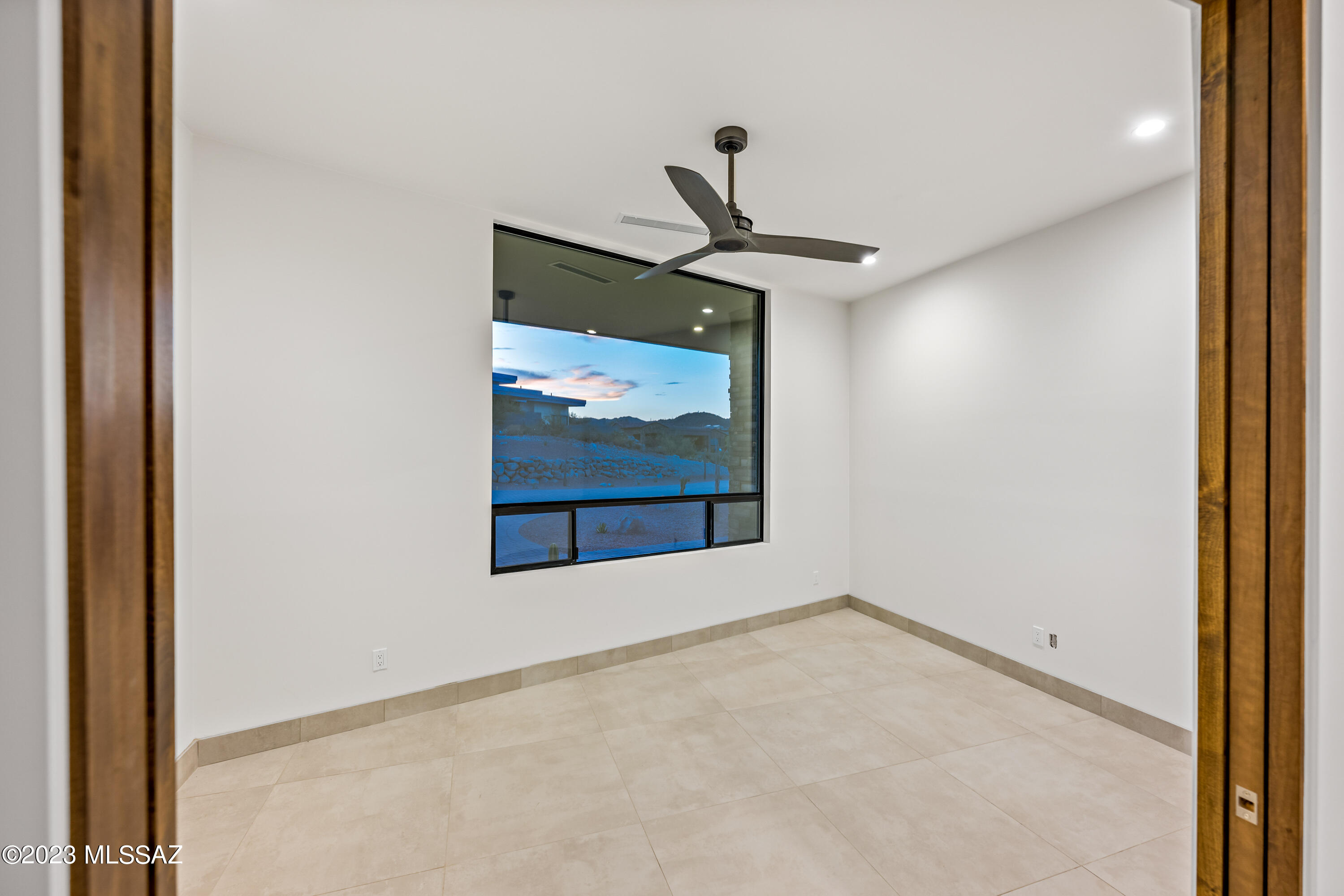 Stone Canyon VI - Residential