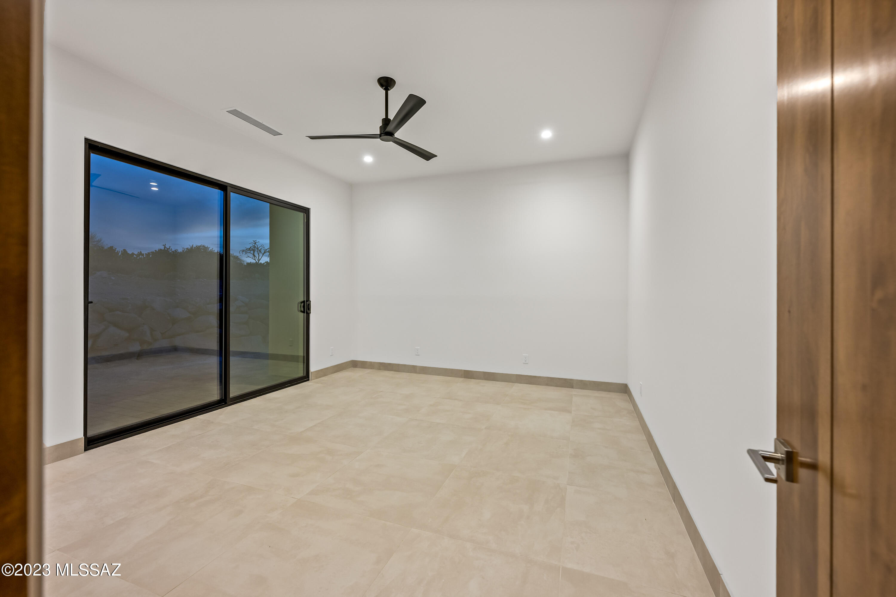 Stone Canyon VI - Residential