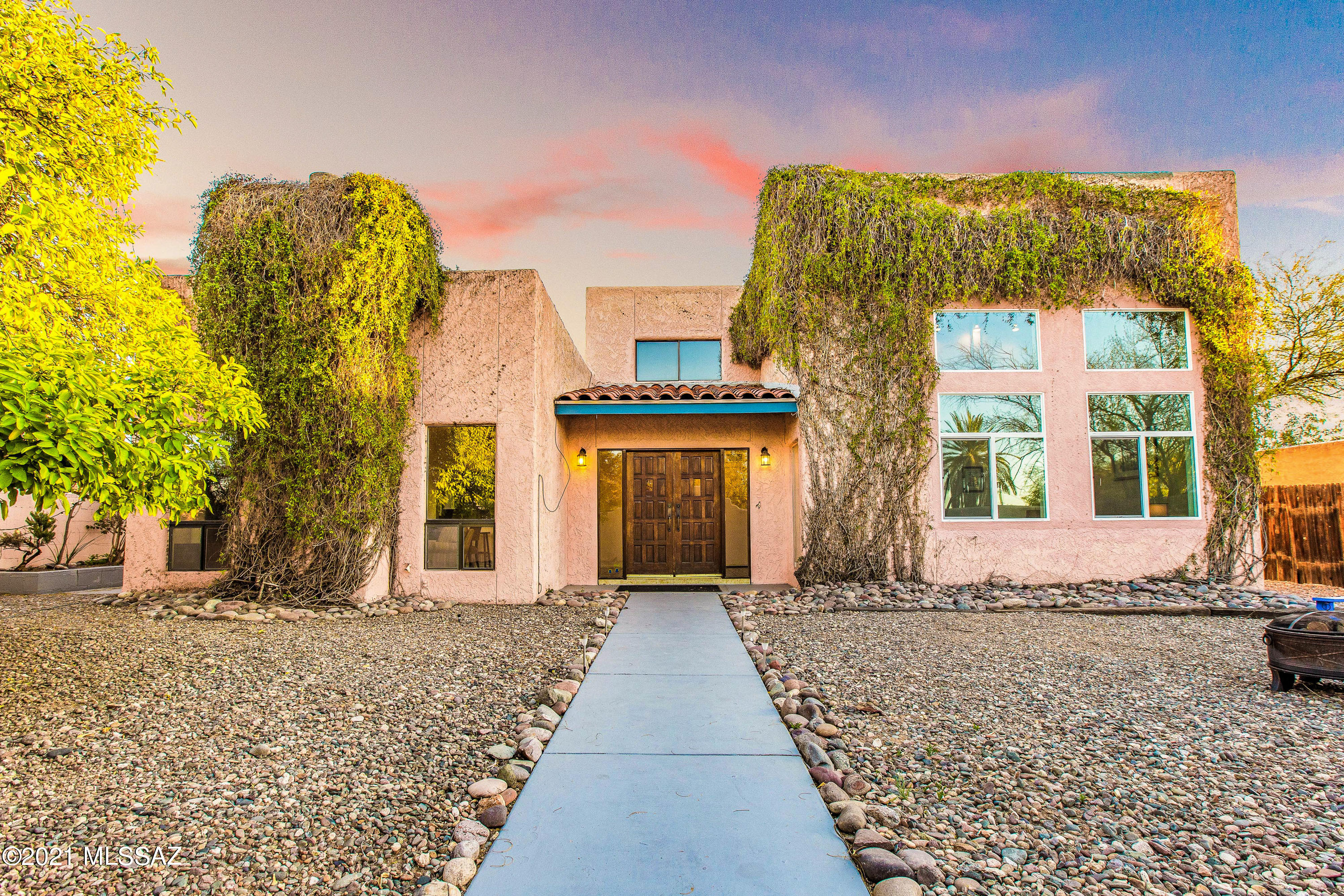 Bentley Place (1-9) - Residential