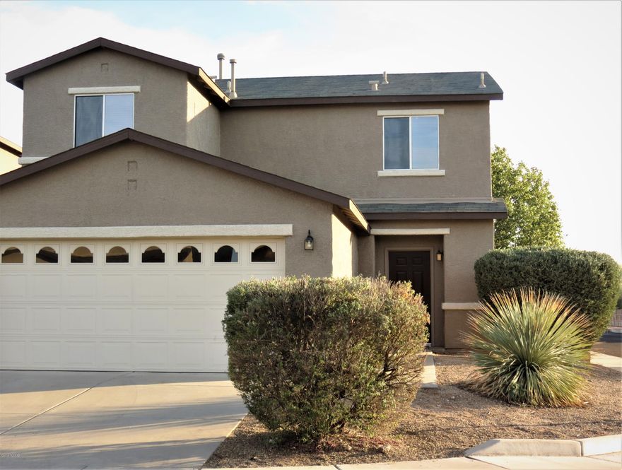 Awesome 3 bedroom 3 bathroom home, this home offers great room design, large dining area, spacious kitchen. Master bedroom suite with extra large master bathroom that has dual sinks, tub/shower, updated flooring, lots of neutral colors throughout, full length covered patio, 2 car garage, and all appliances included. This home will be clean and ready by 11/22/2019