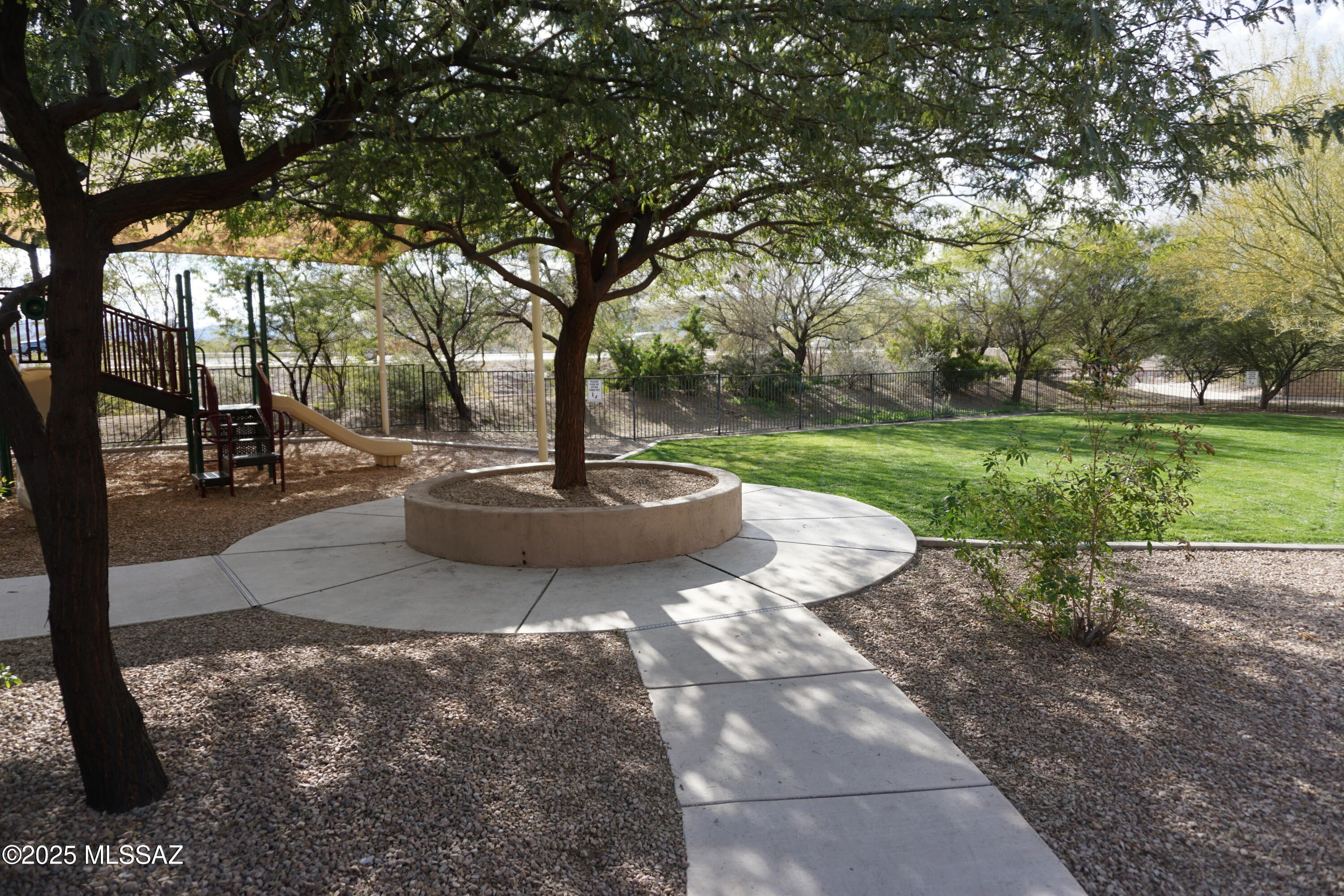 Riverside Crossing (1-133) - Residential Lease