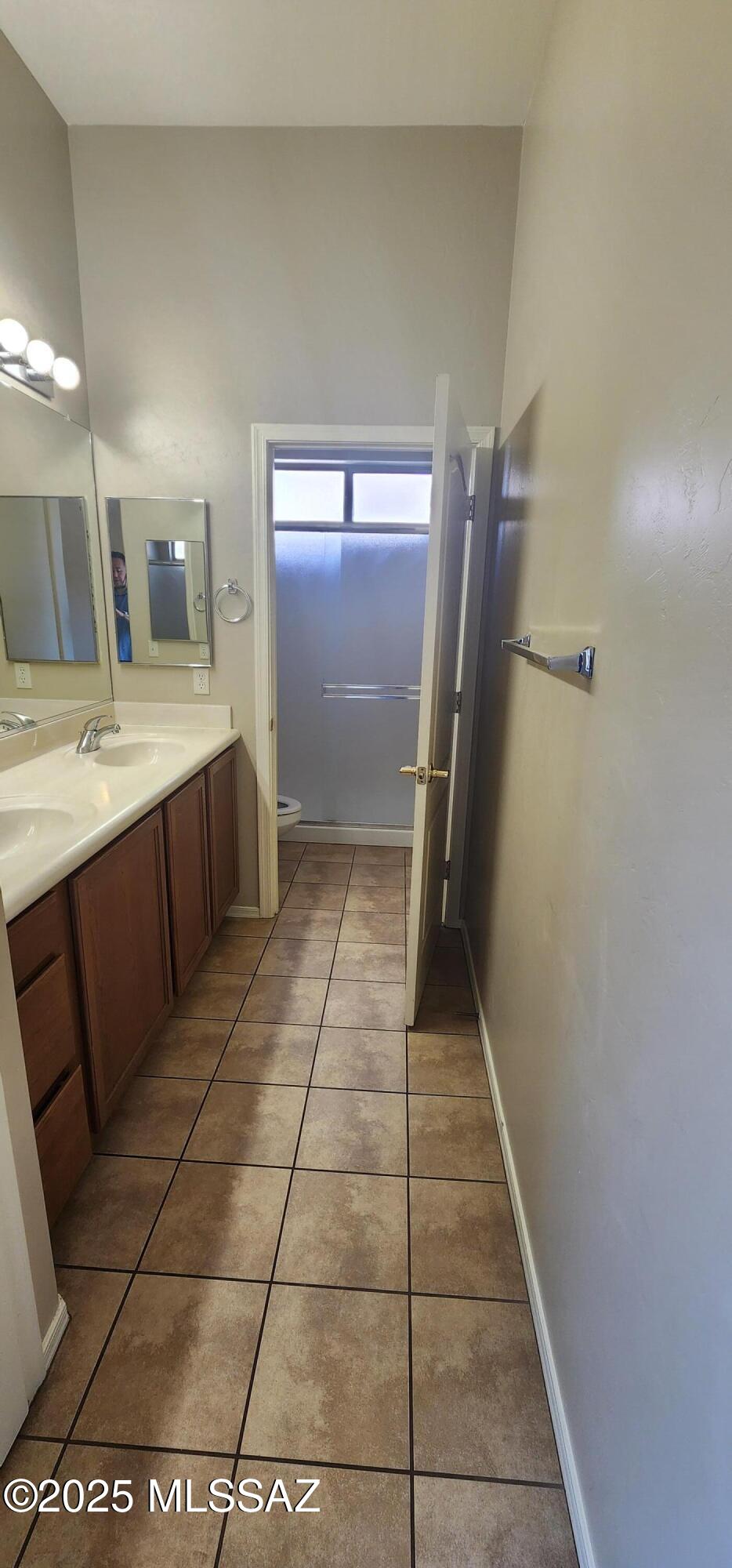Riverside Crossing (1-133) - Residential Lease