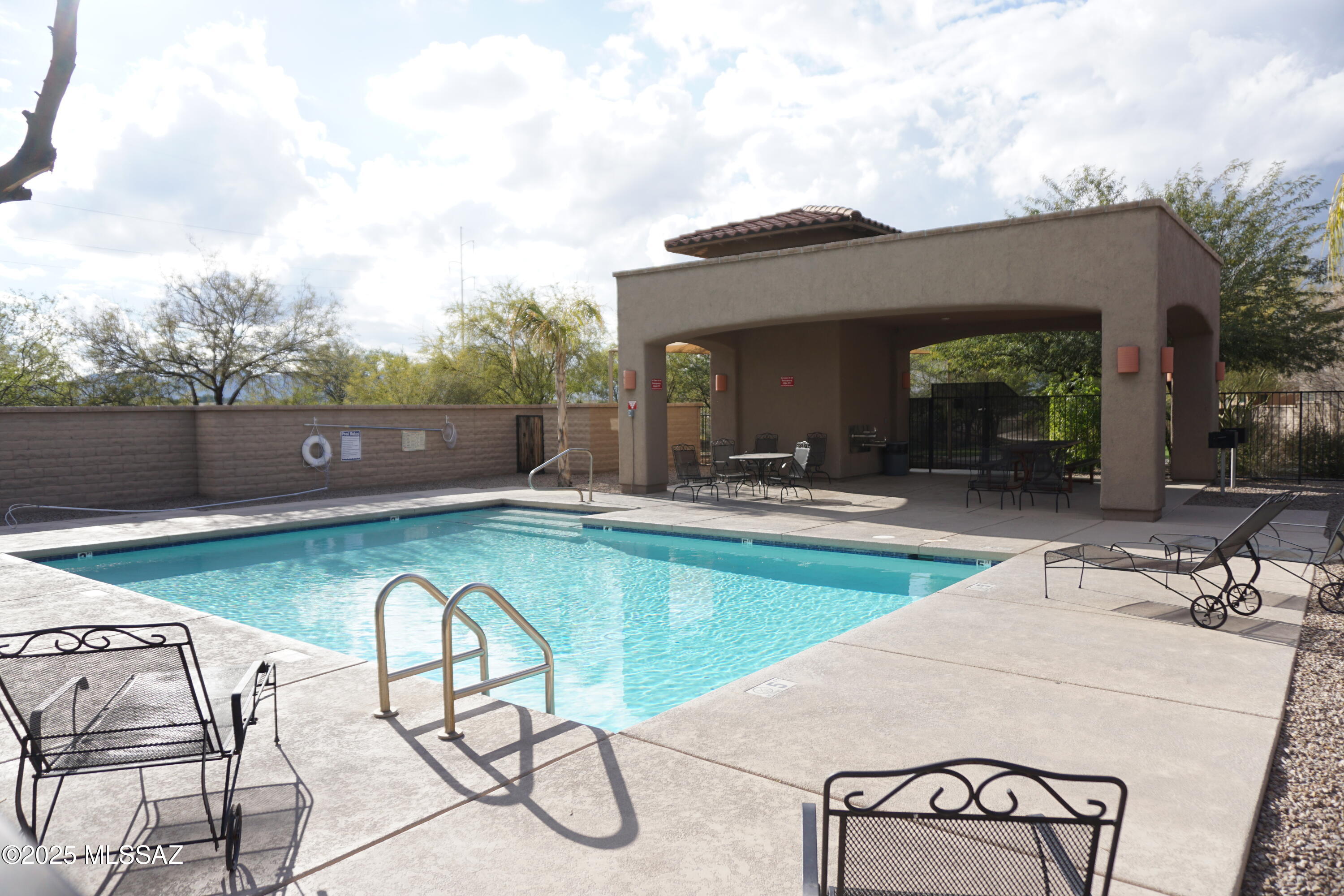 Riverside Crossing (1-133) - Residential Lease