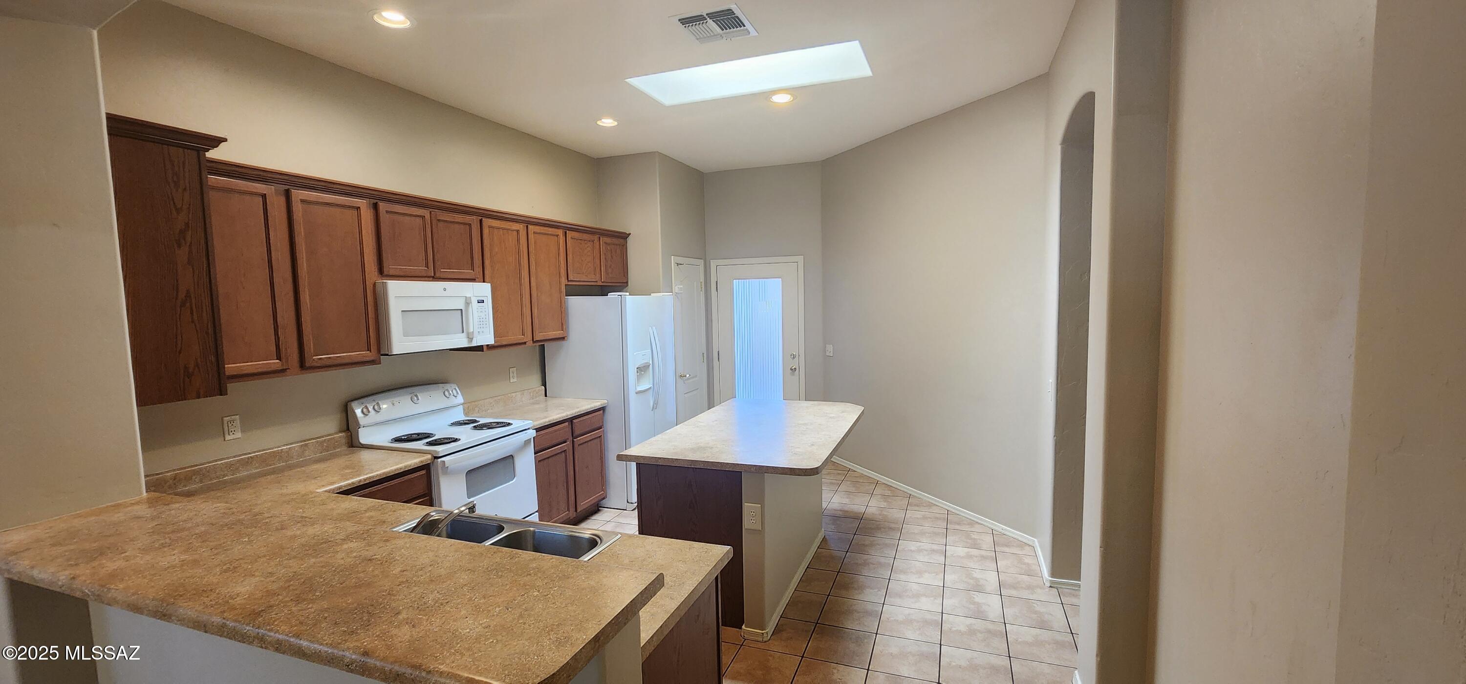 Riverside Crossing (1-133) - Residential Lease