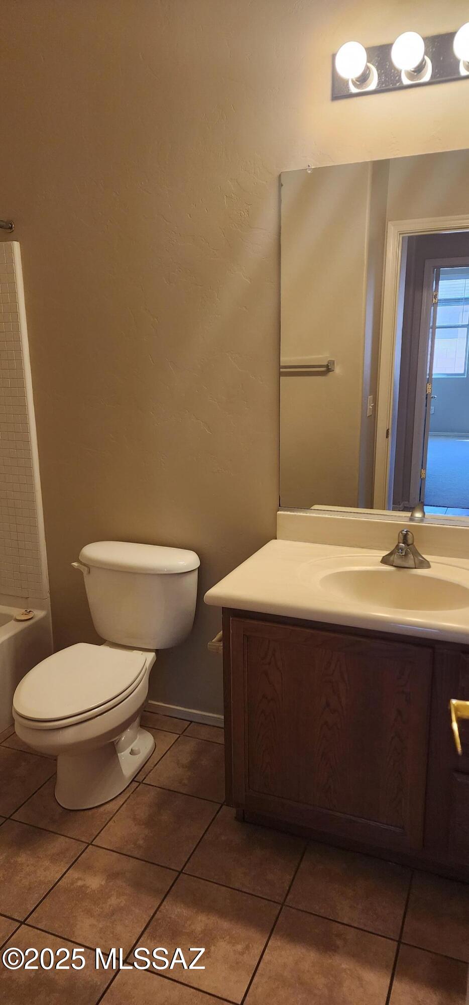 Riverside Crossing (1-133) - Residential Lease