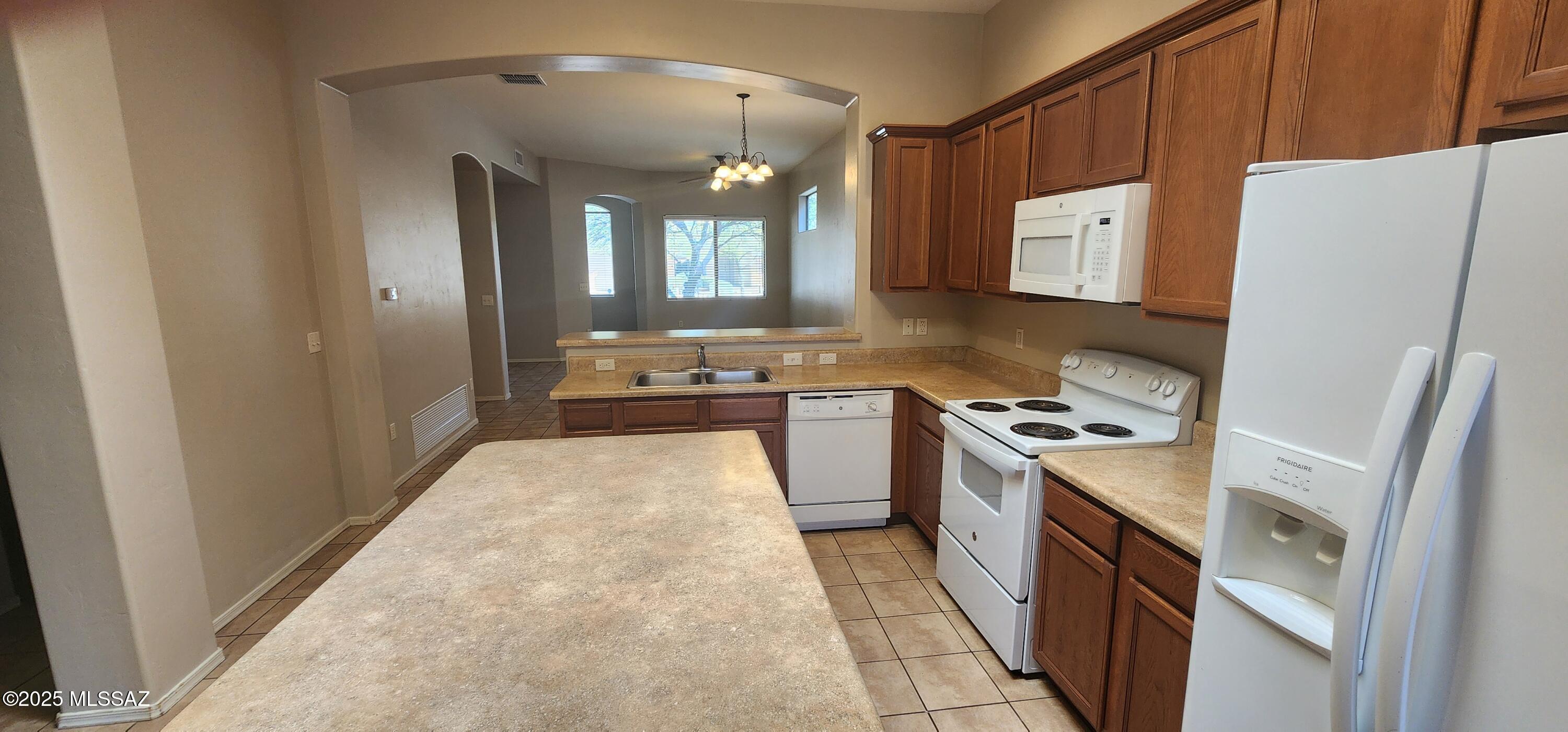 Riverside Crossing (1-133) - Residential Lease