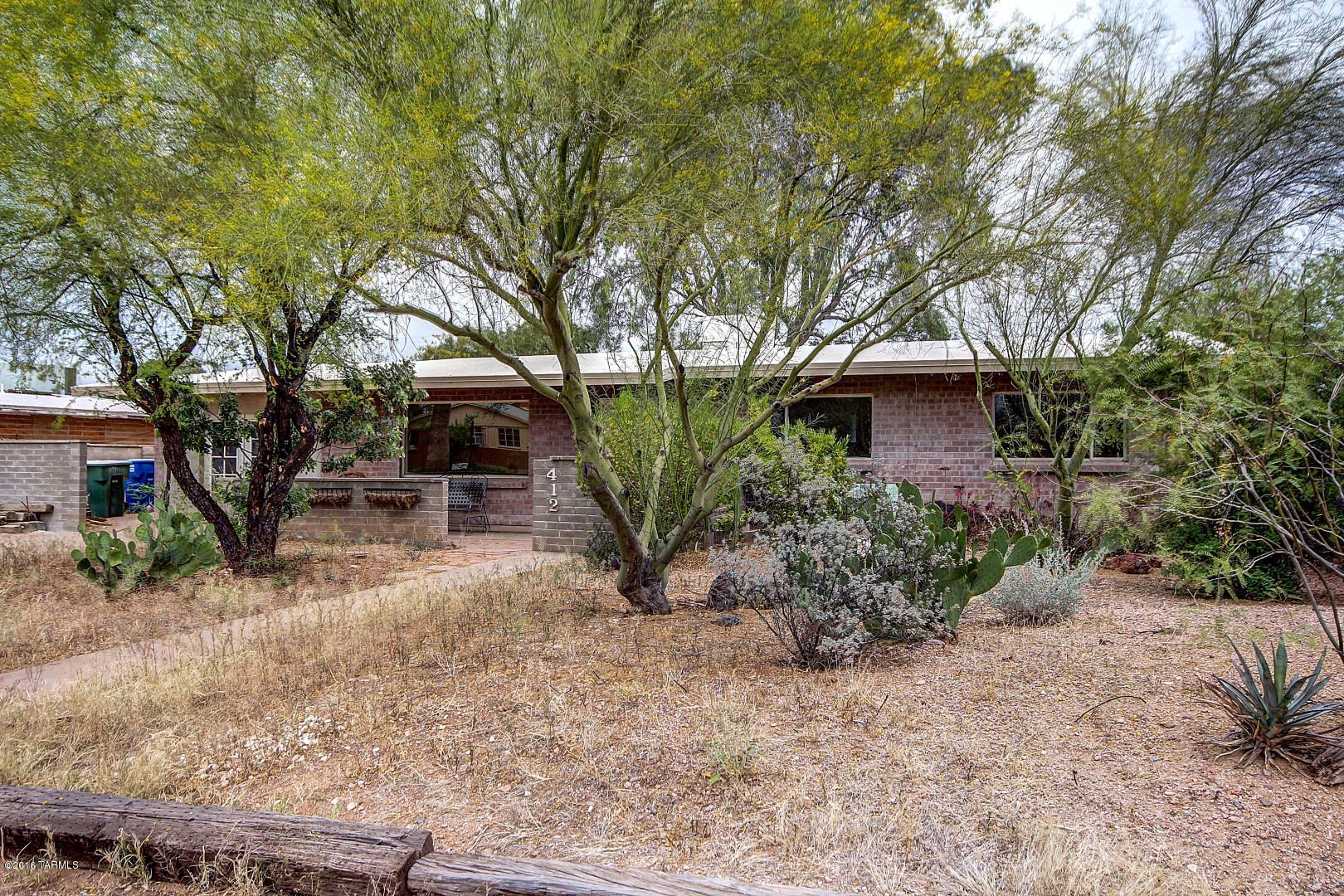 Crest View - Residential