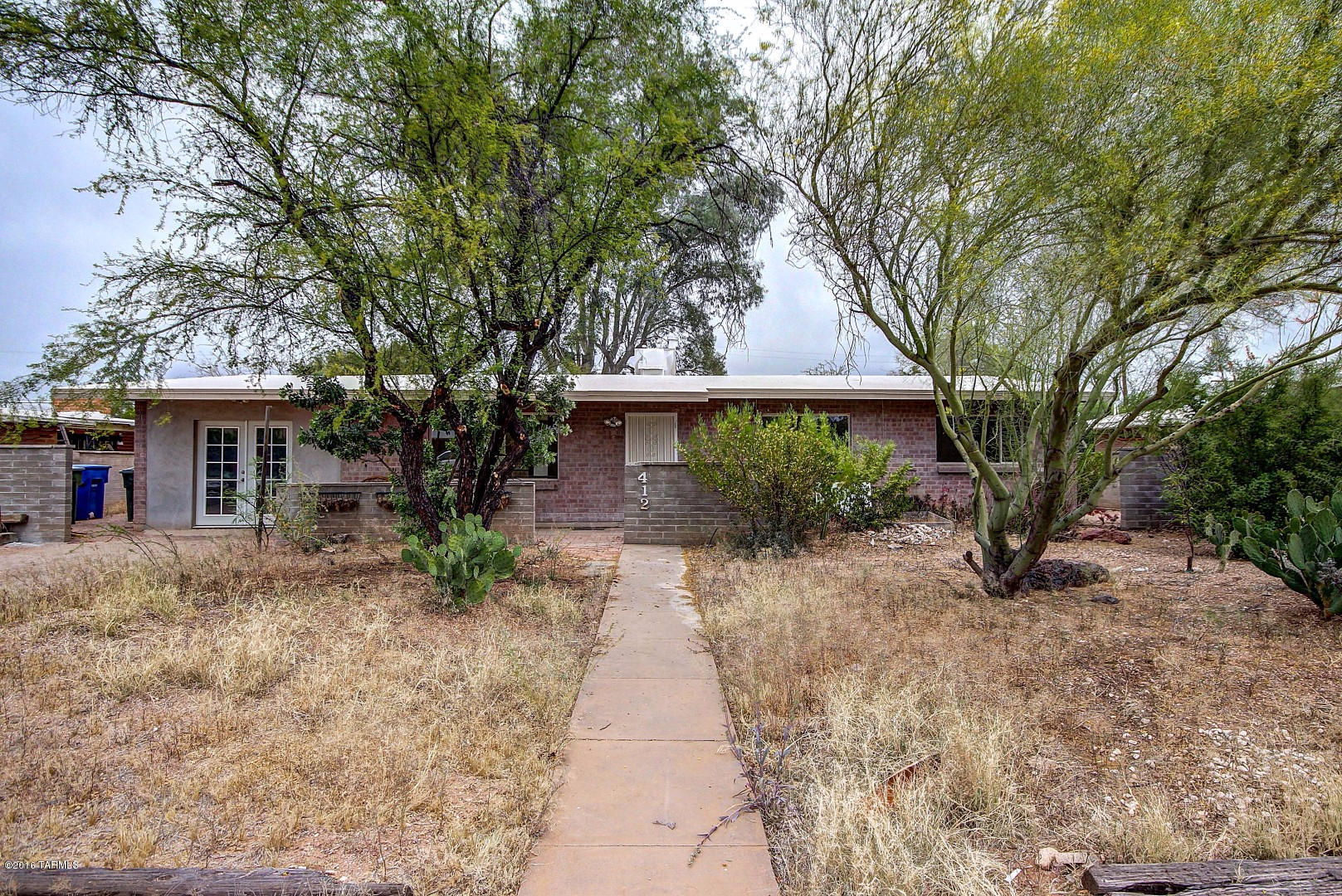 Crest View - Residential