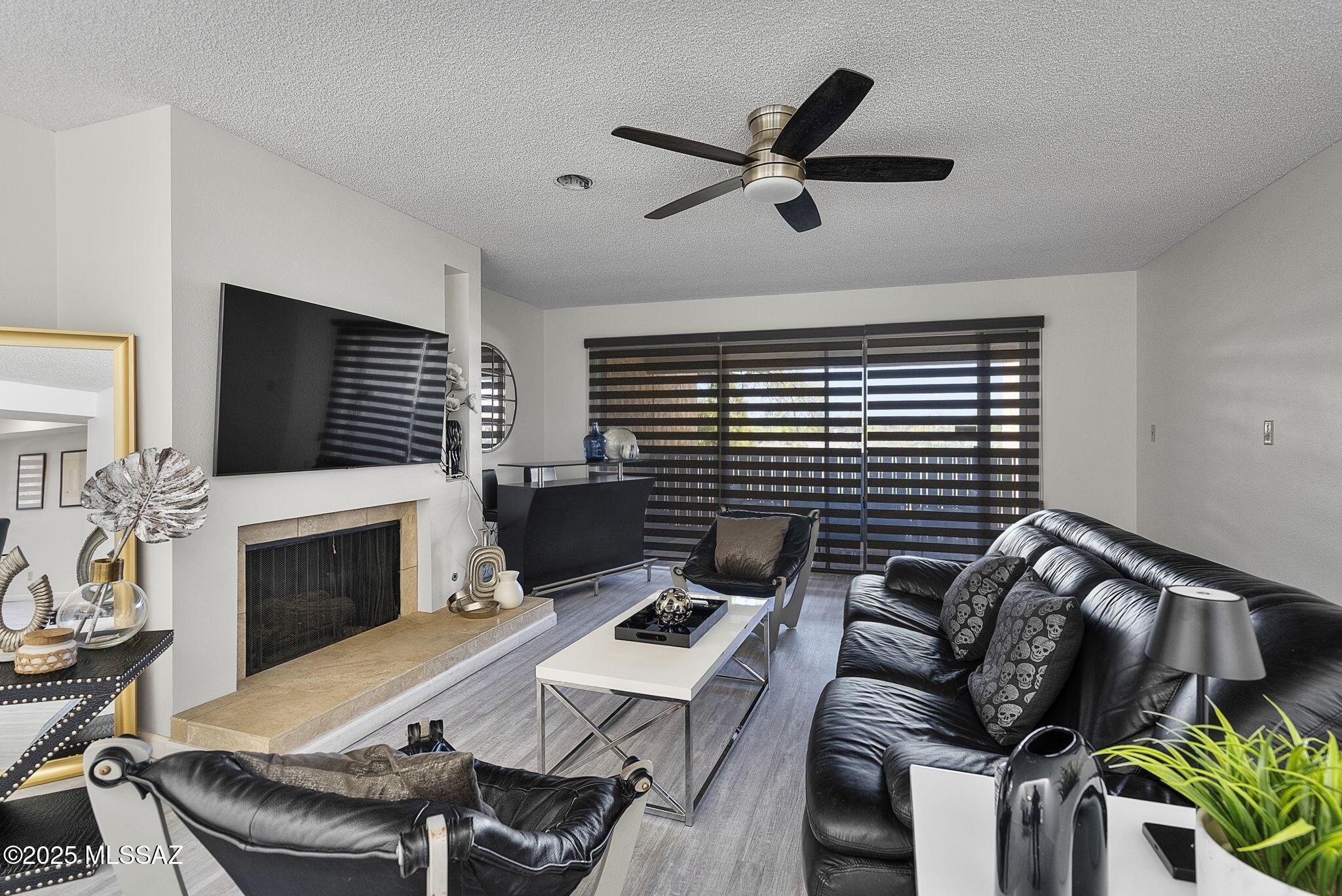 424 N Dodge Boulevard