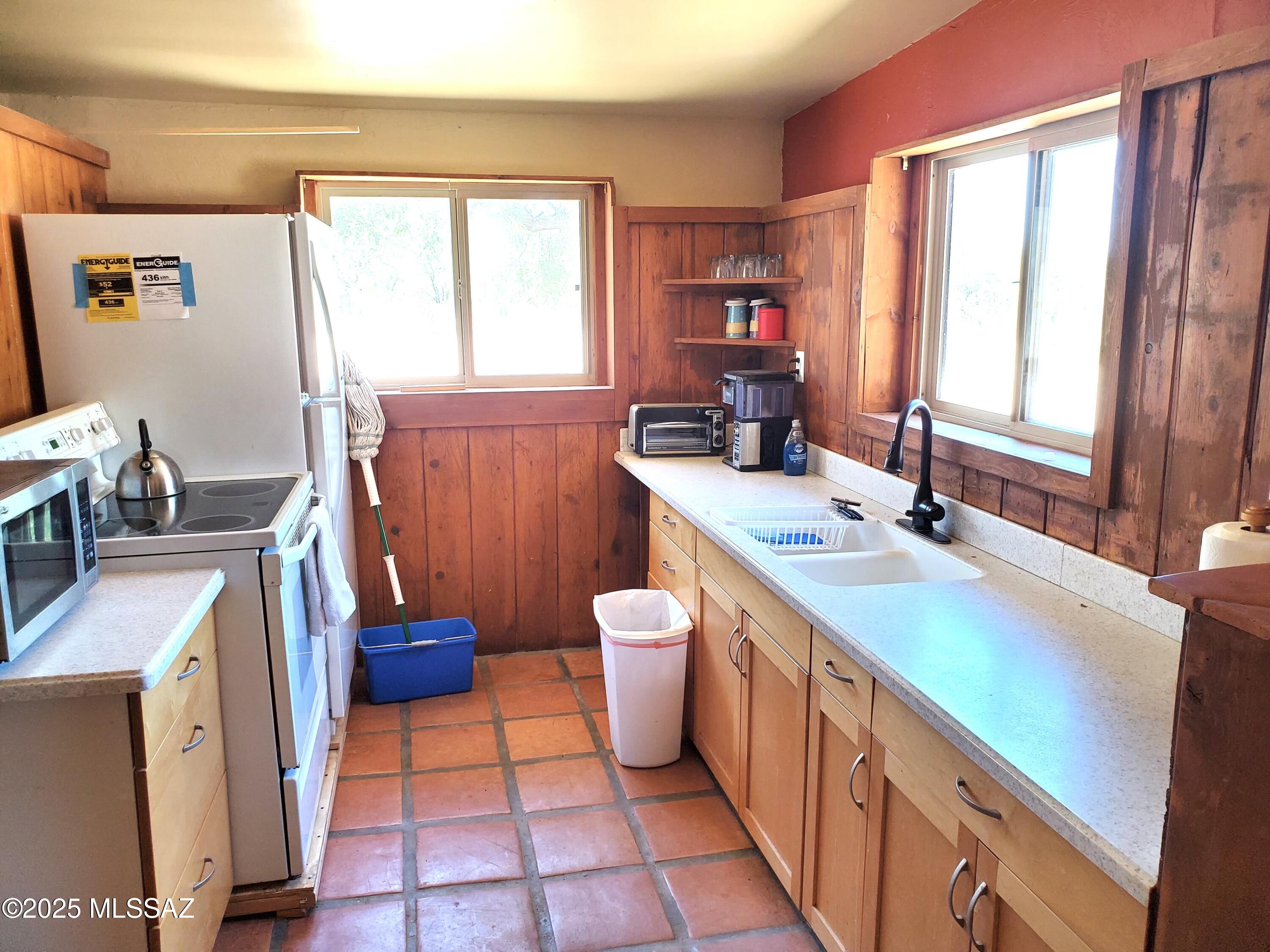 Hayhook Ranch - Residential