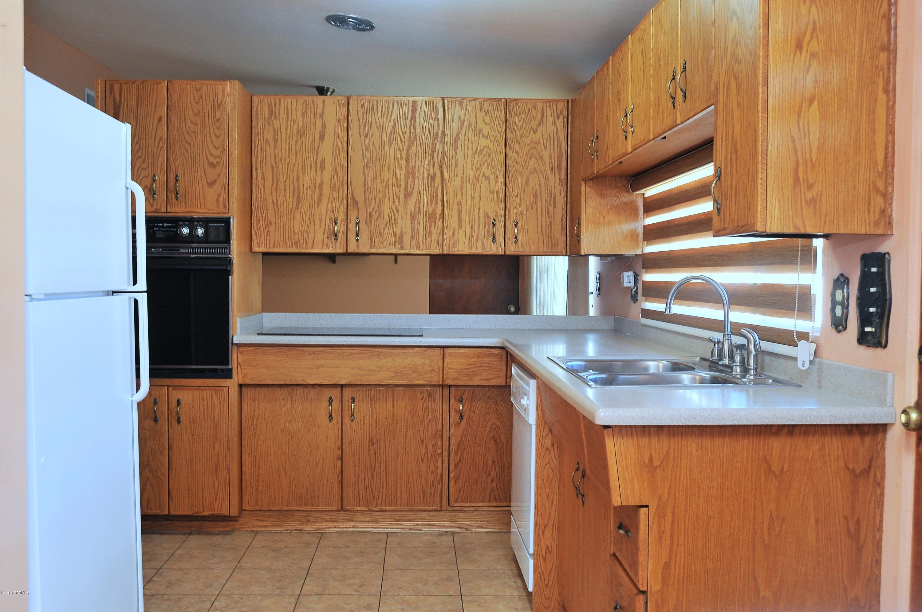 Kingston Knolls Terrace - Residential
