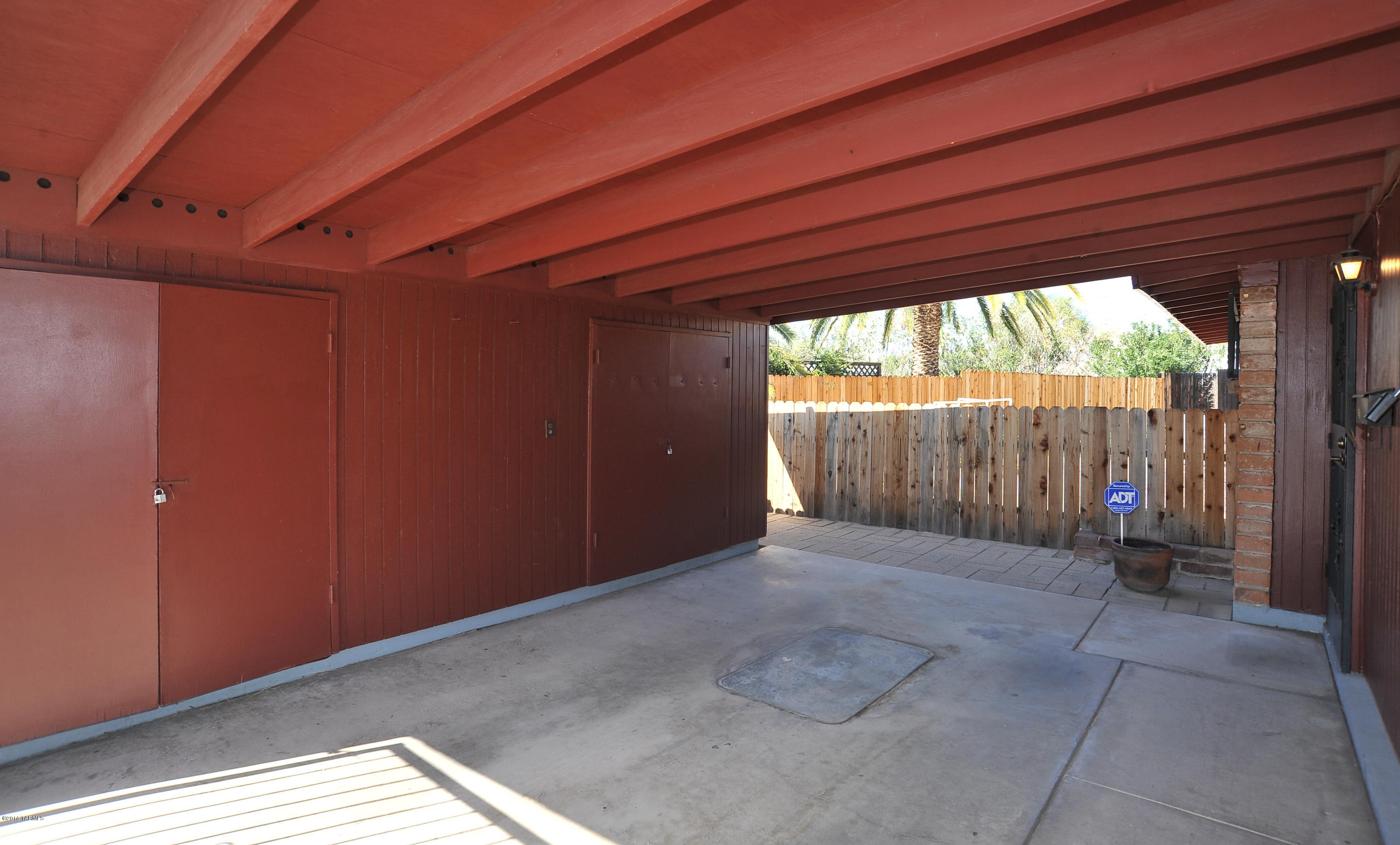 Kingston Knolls Terrace - Residential
