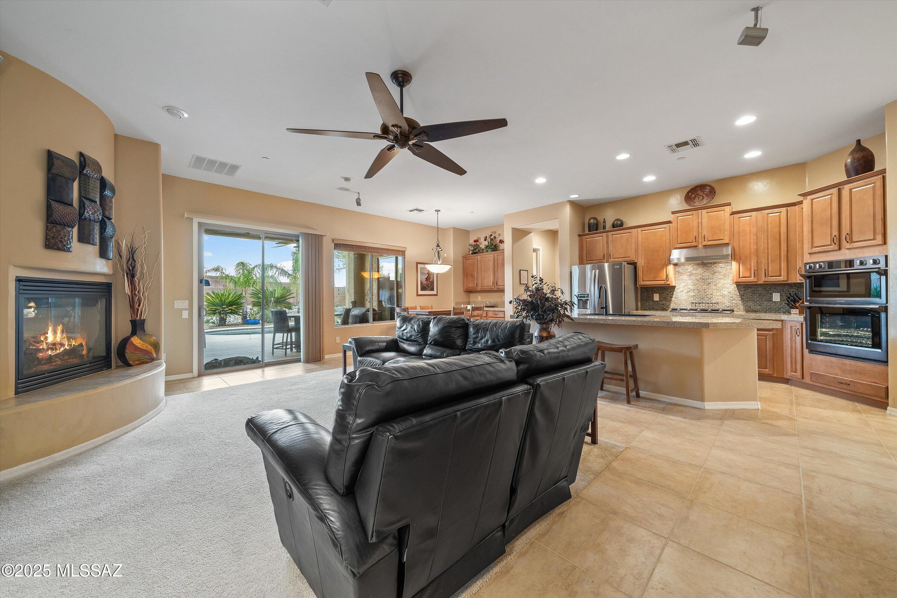 11936 N Mesquite Hollow Drive